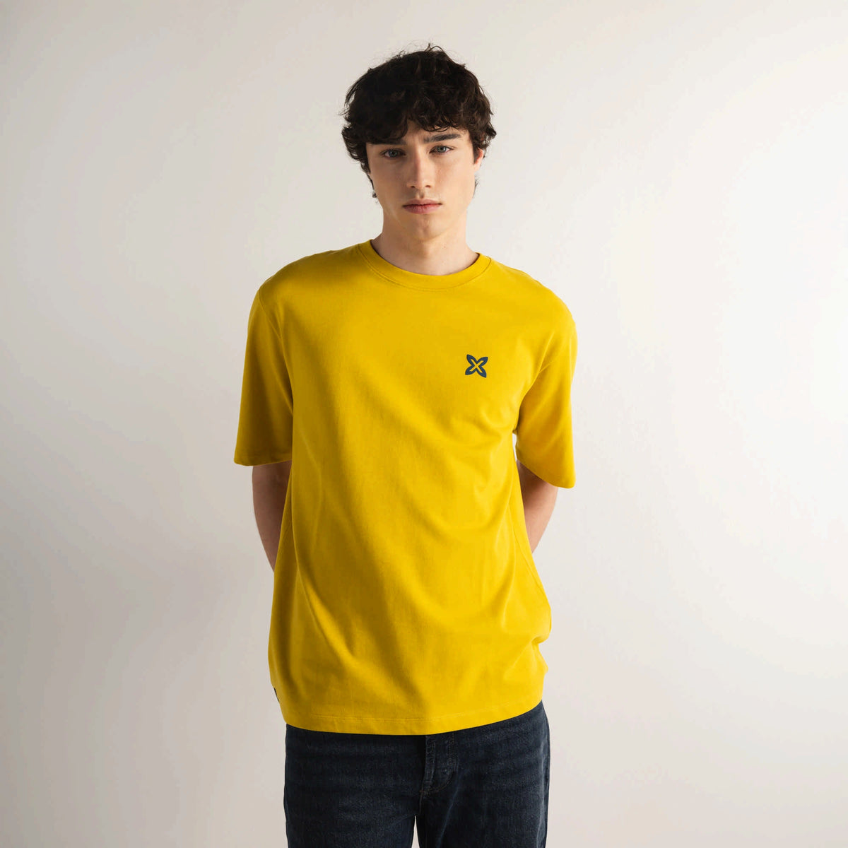 MUNICH Oversize T-shirt Peack Lemon: amarillo T-shirt for men