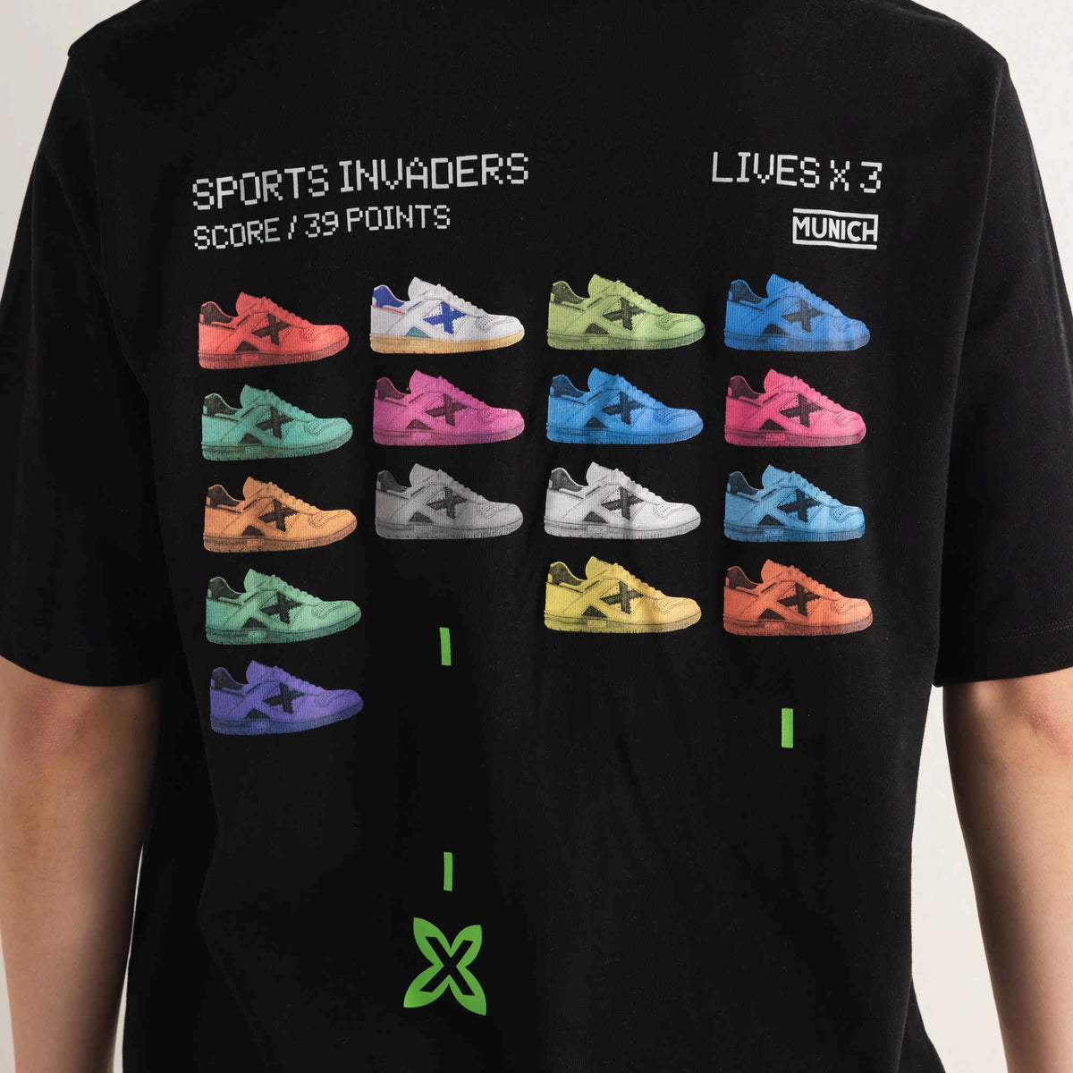 MUNICH Oversize T-shirt Invaders Black: black T-shirt for men