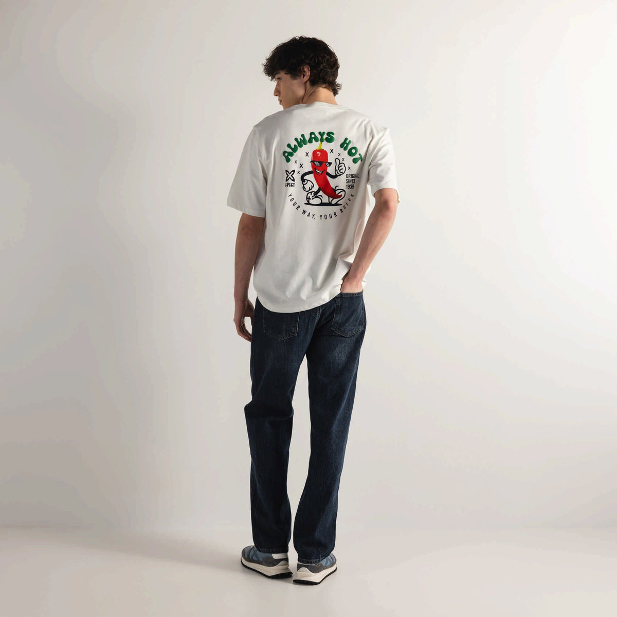 MUNICH Oversize T-shirt Chilly OFF White: white T-shirt for men