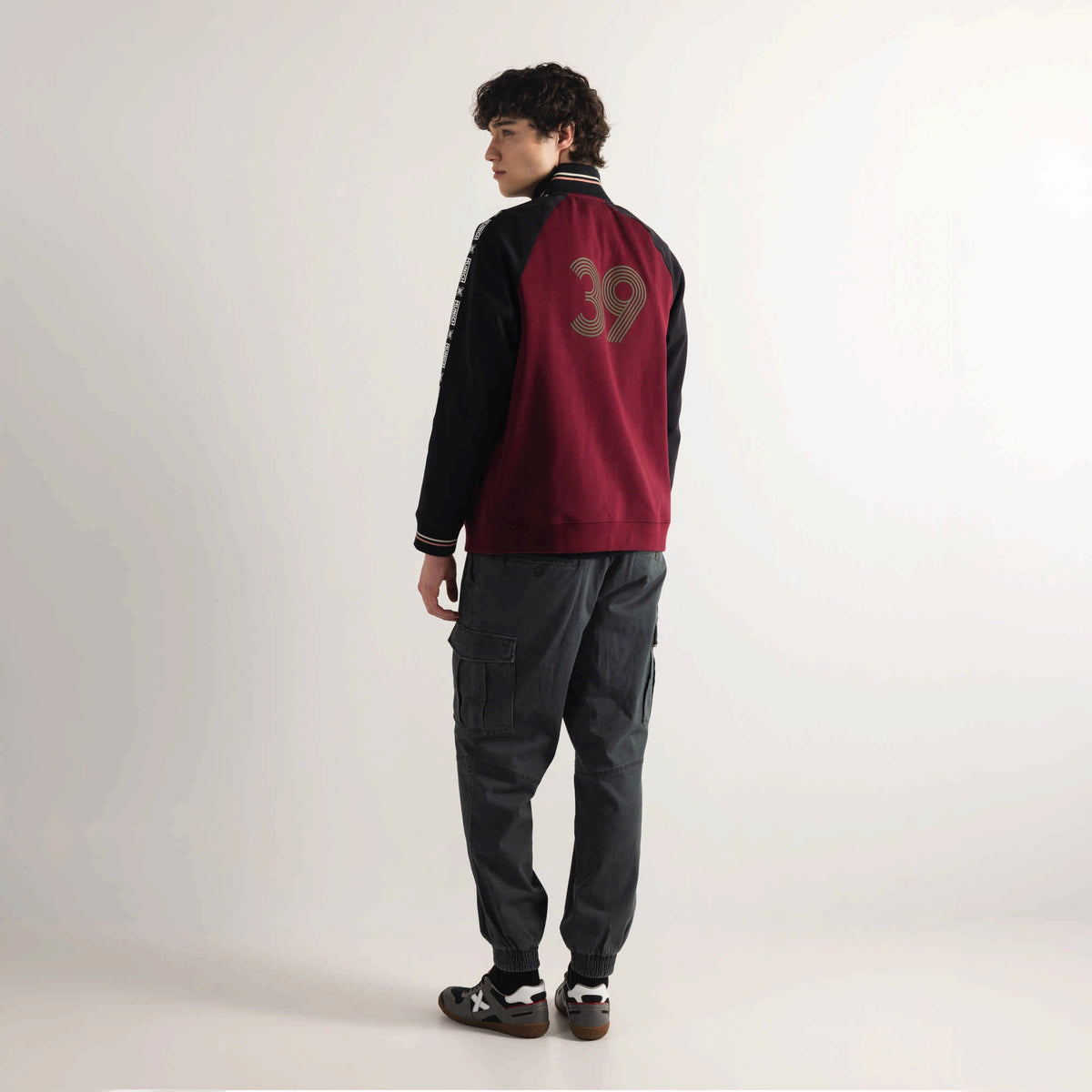 MUNICH | CHAQUETAS | HOMBRE | JACKET SCUDETTO WINE | BURDEOS