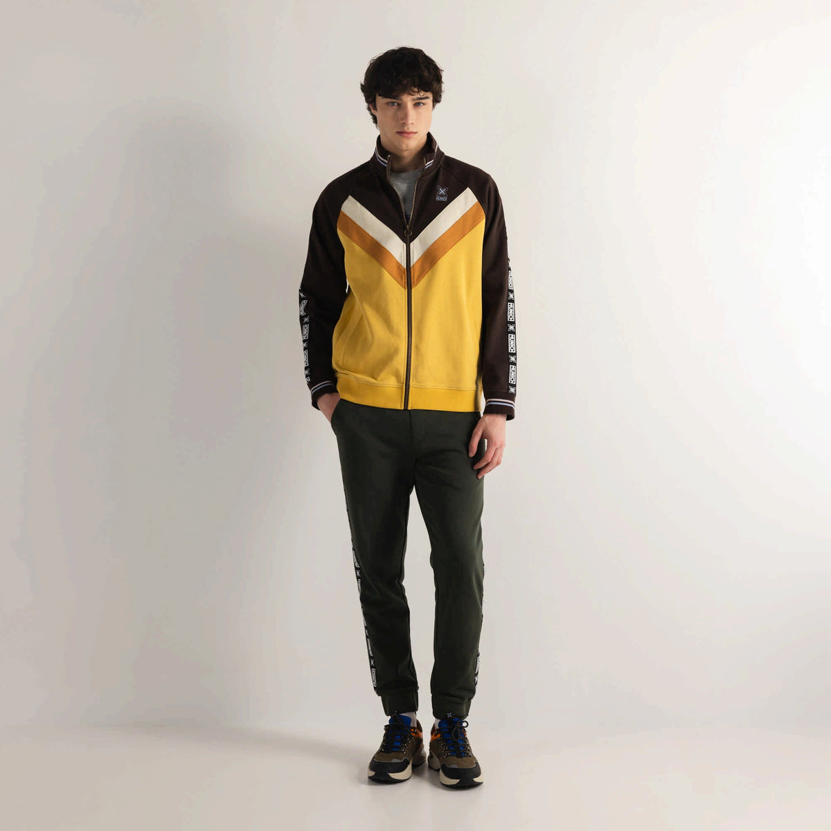 MUNICH Jacket Scudetto Wheat: amarillo jacket for men
