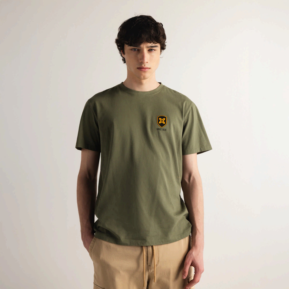 MUNICH Regular T-shirt Scorer Khaki: caqui تيشيرت للرجال