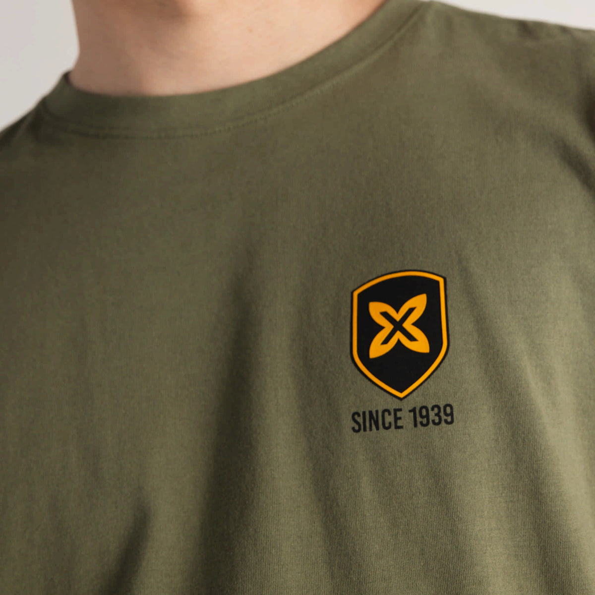 MUNICH Regular T-shirt Scorer Khaki: caqui تيشيرت للرجال