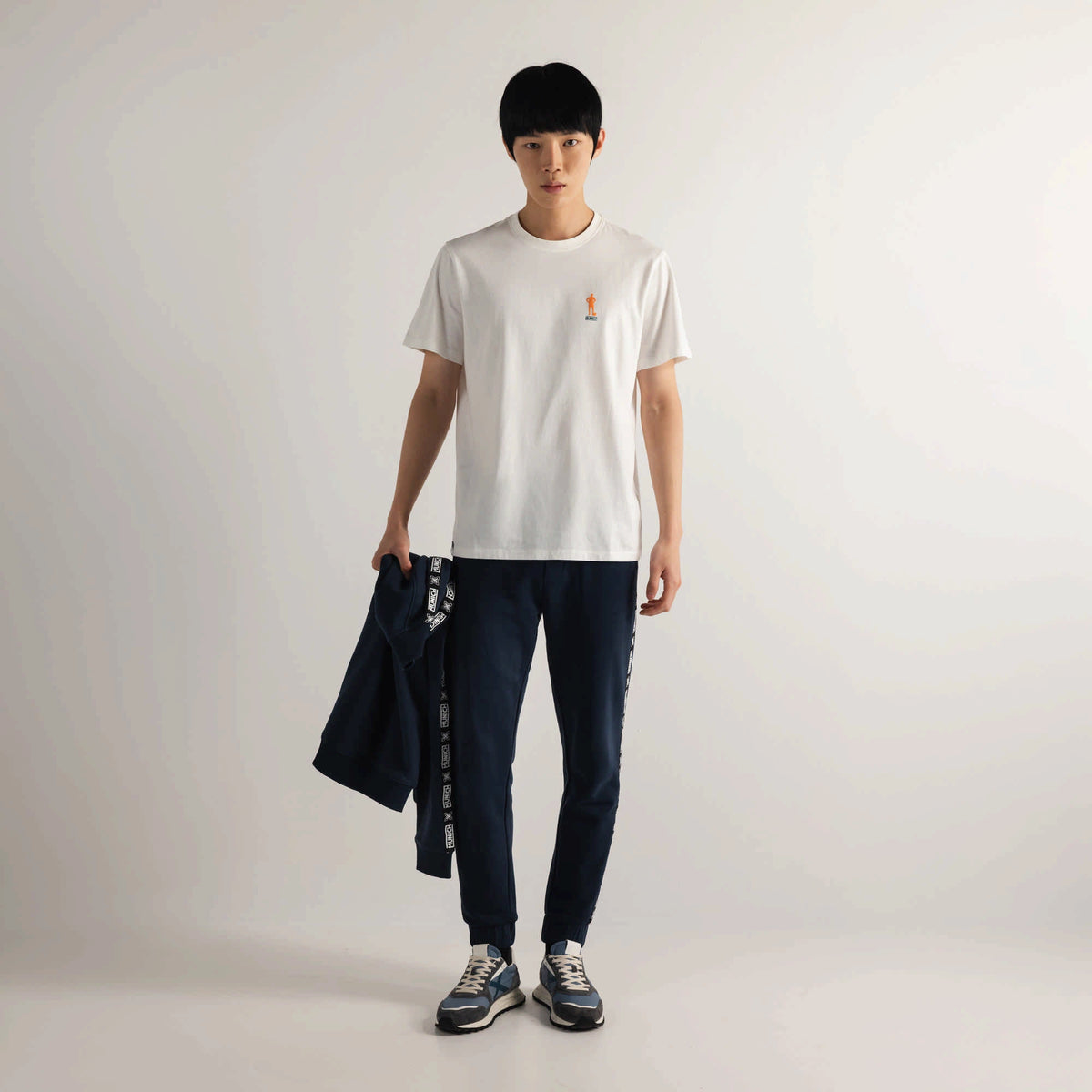 MUNICH Regular T-shirt Baller ECRU: أبيض تيشيرت للرجال
