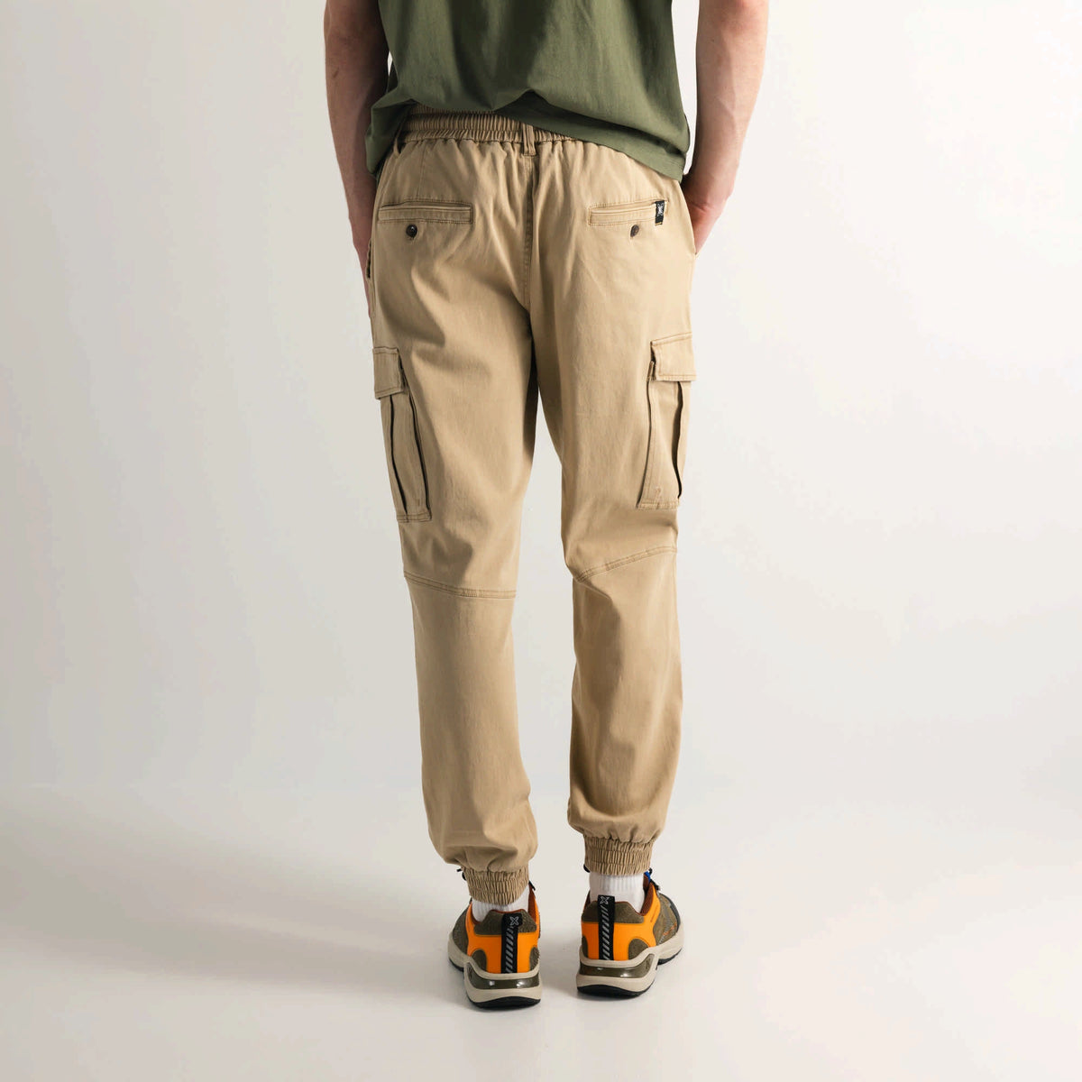 MUNICH Lifestyle Cargo Jogger Wander Camel: camel pantalon pour homme