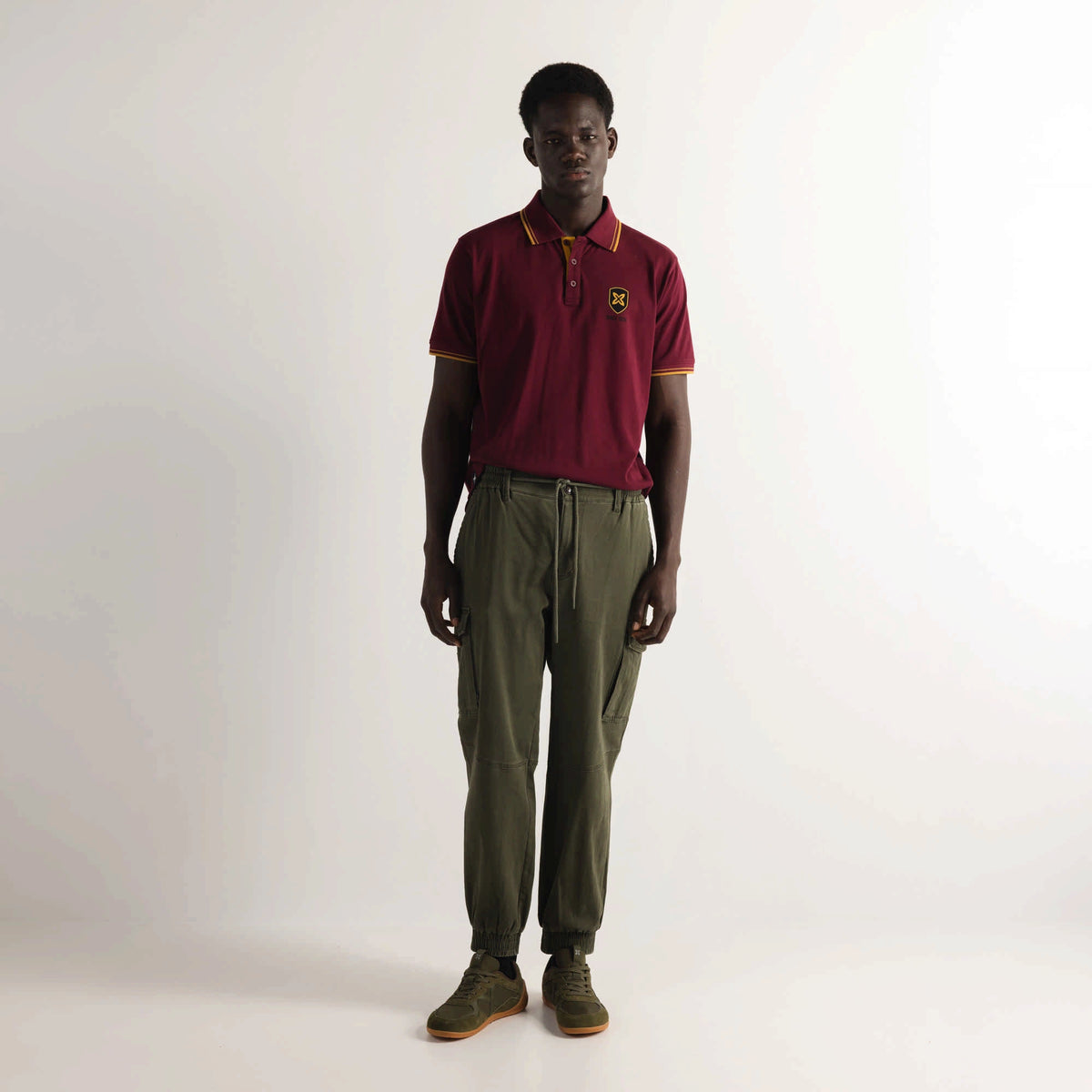 MUNICH Lifestyle Cargo Jogger Wander Khaki: caqui trousers for men