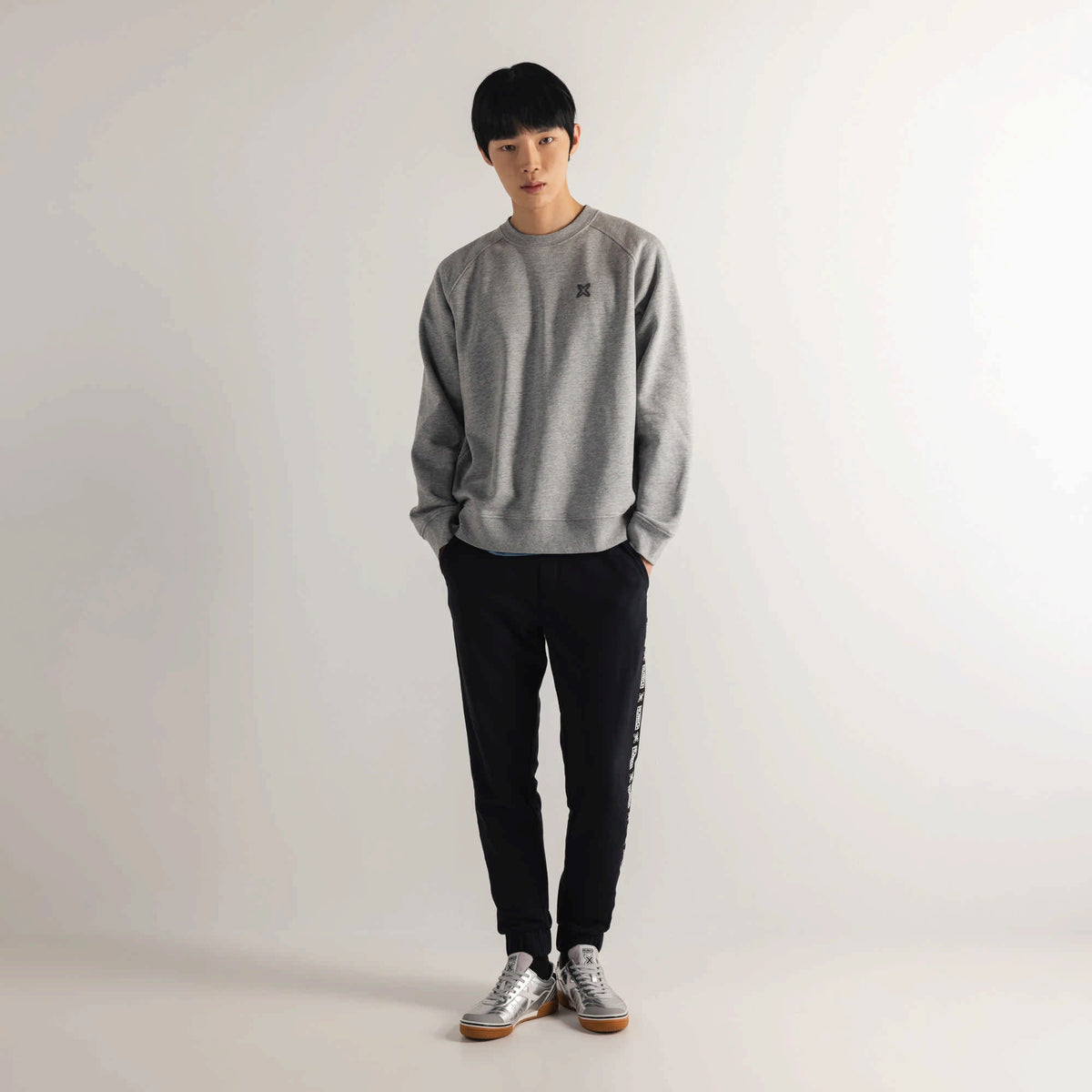 MUNICH Essentials Sweatshirt GREY Melange DARK: gris pull pour homme