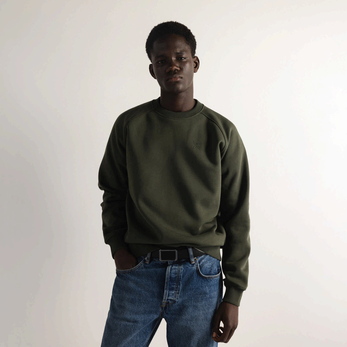 MUNICH Essentials Sweatshirt Khaki: caqui jumper for men