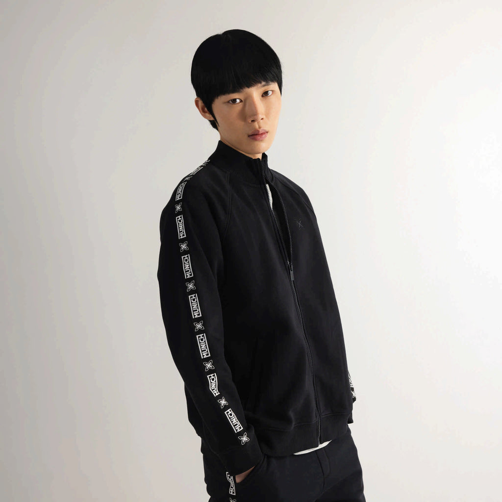 MUNICH Essentials Jacket Squadra Black: 黑色 夹克 男士