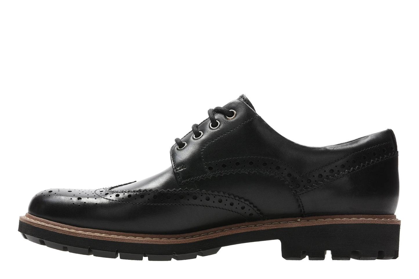 Zapatos casual para hombre de la marca clarks modelo batcombe wing black leather en color negro