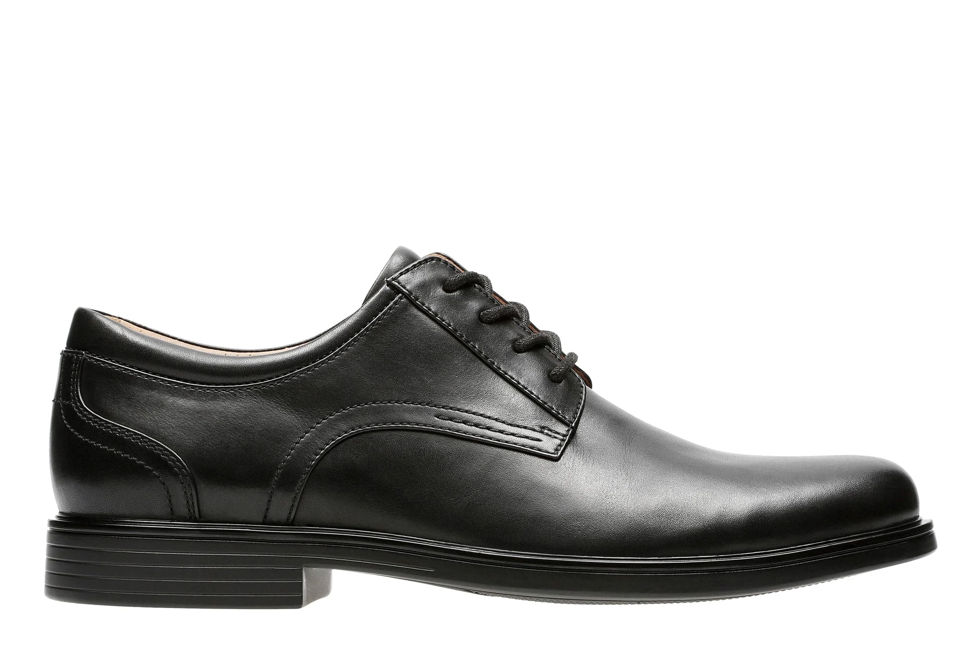 Zapatos de vestir para hombre de la marca clarks modelo un aldric lace black leather en color negro