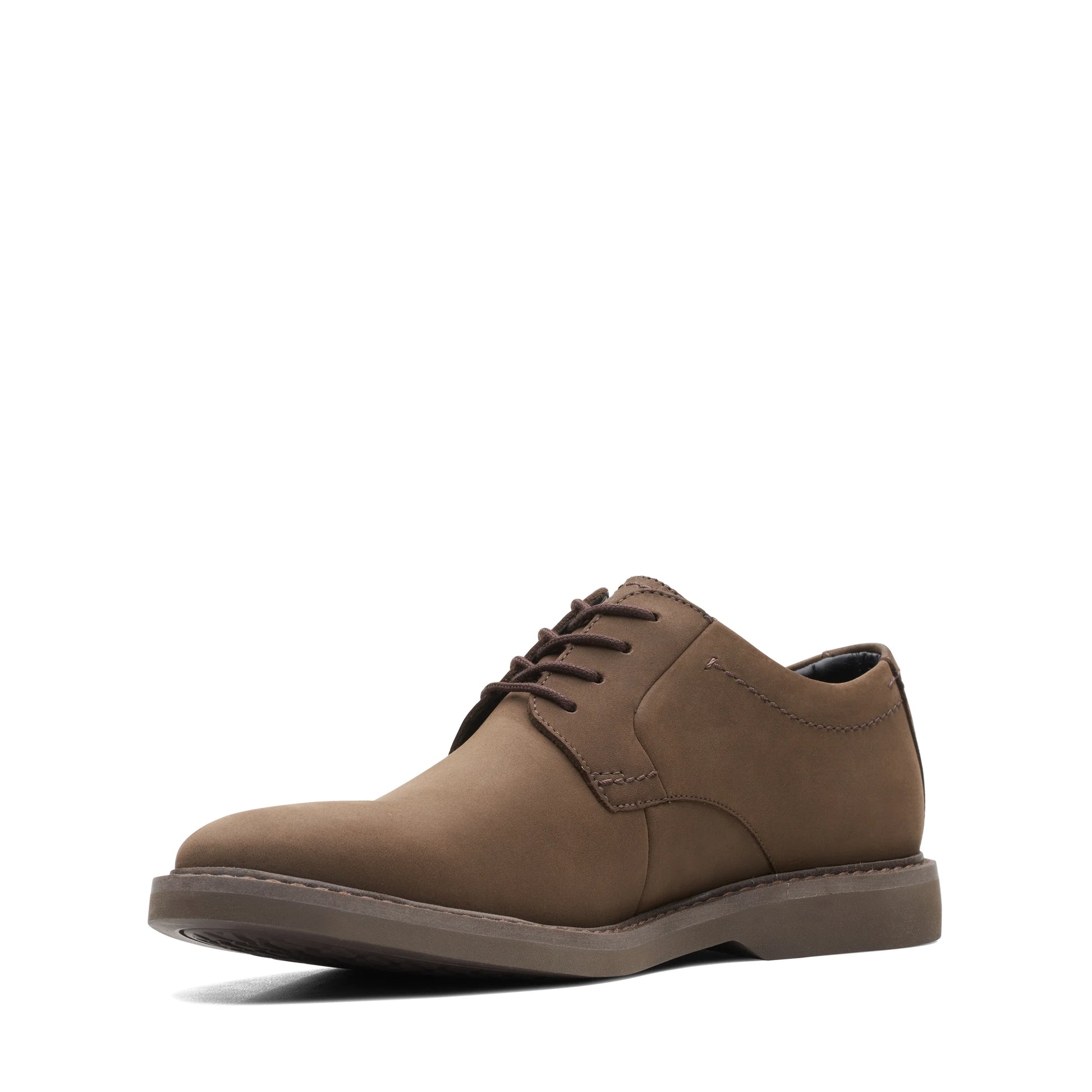 Zapatos casual para hombre de la marca clarks modelo atticusltlogtx dark brown nub en color marrón