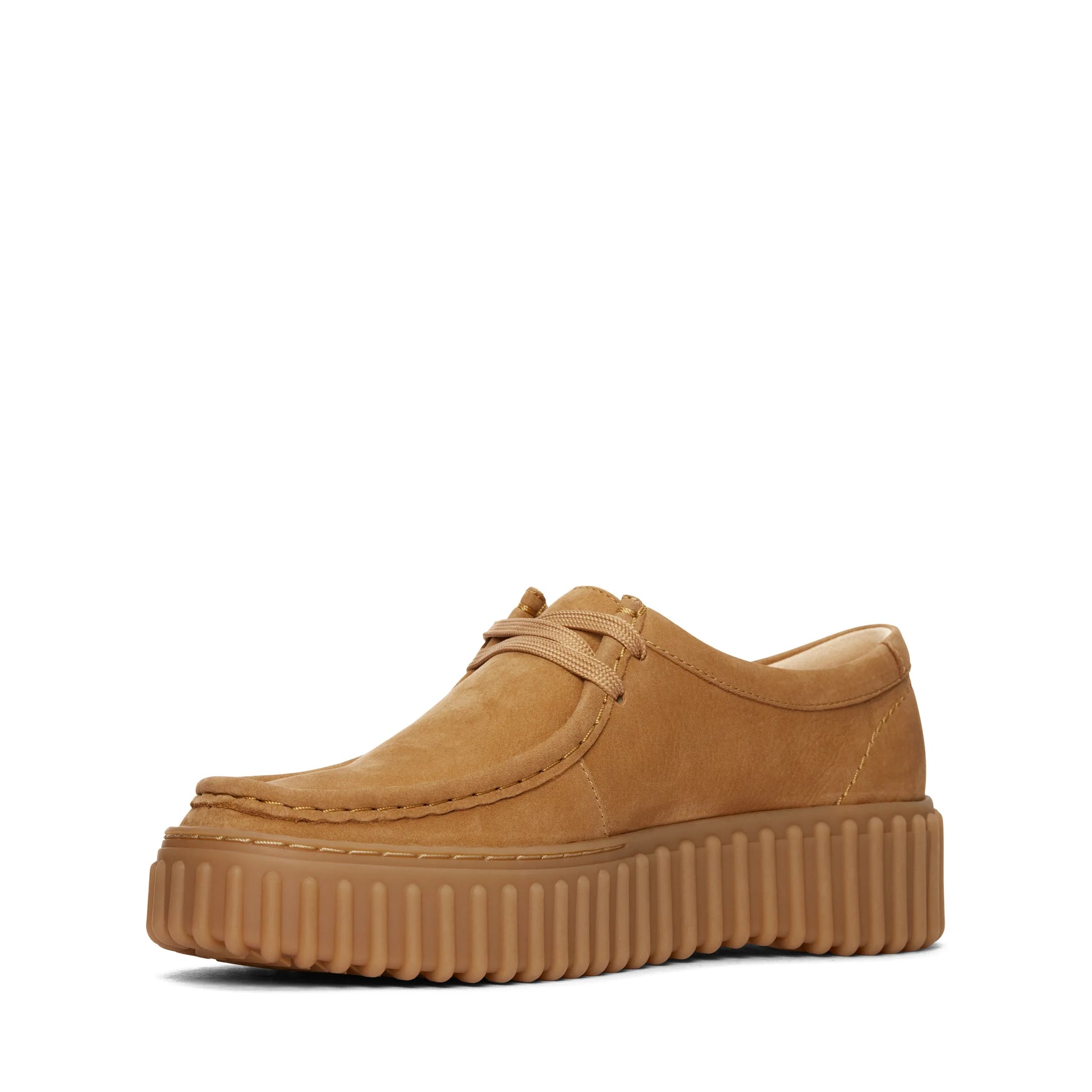 Zapatos casual para mujer de la marca clarks modelo torhill bee light tan nubuck en color beige