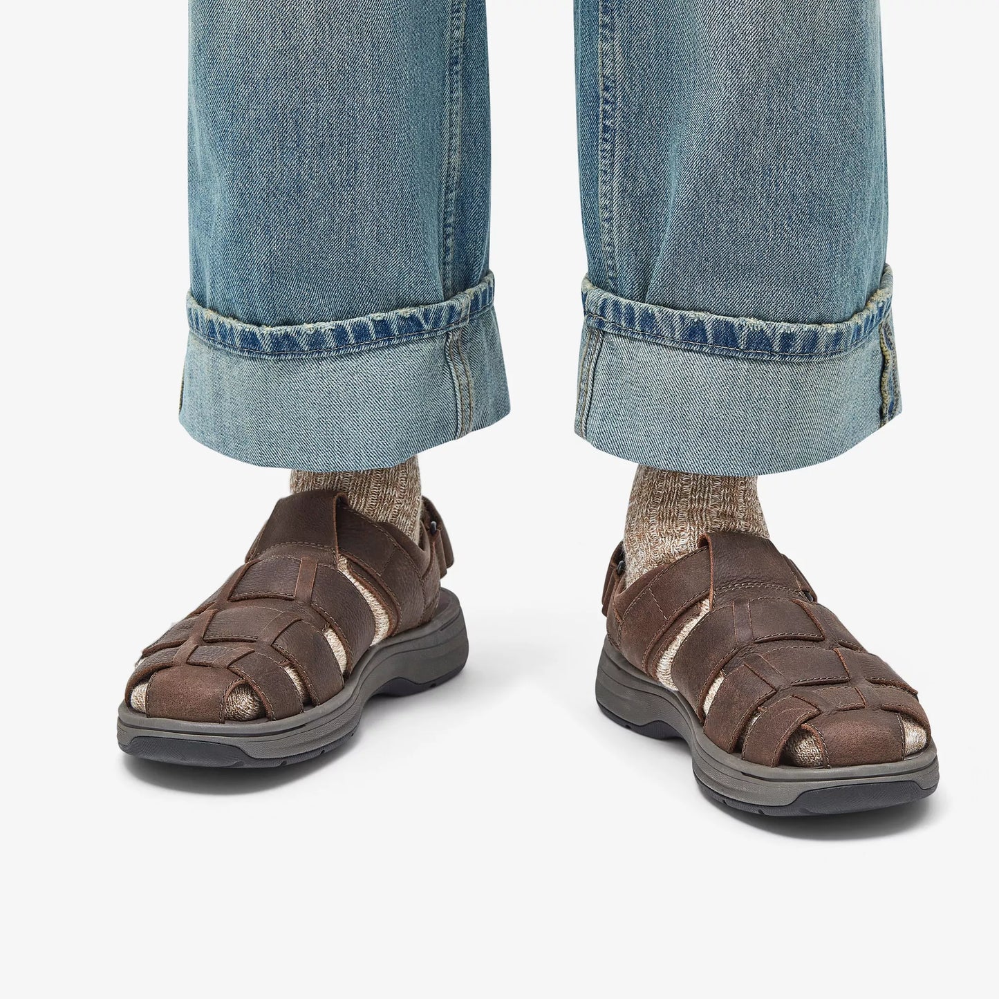 CLARKS | 男士休闲凉鞋 | SALTWAY COVE DARK BROWN LEA | 棕色的