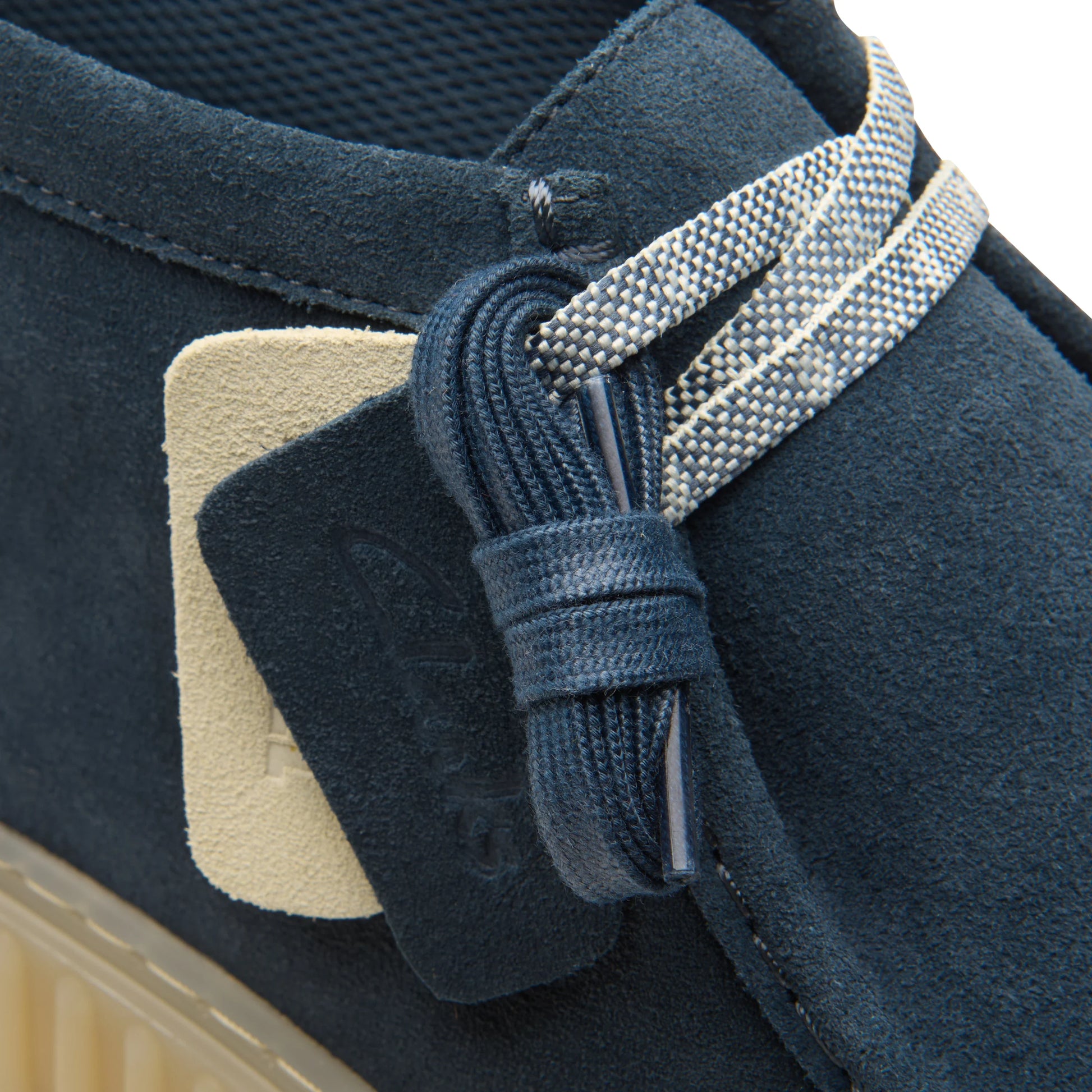 Botas para hombre de la marca clarks modelo torhill hi blue suede en color azul