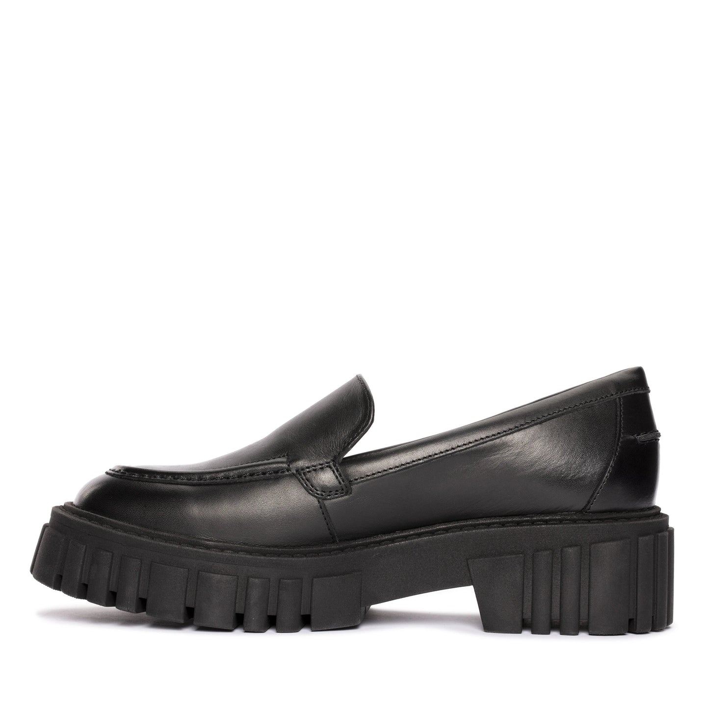 Zapatos casual para mujer de la marca clarks modelo page loafer black leather en color negro