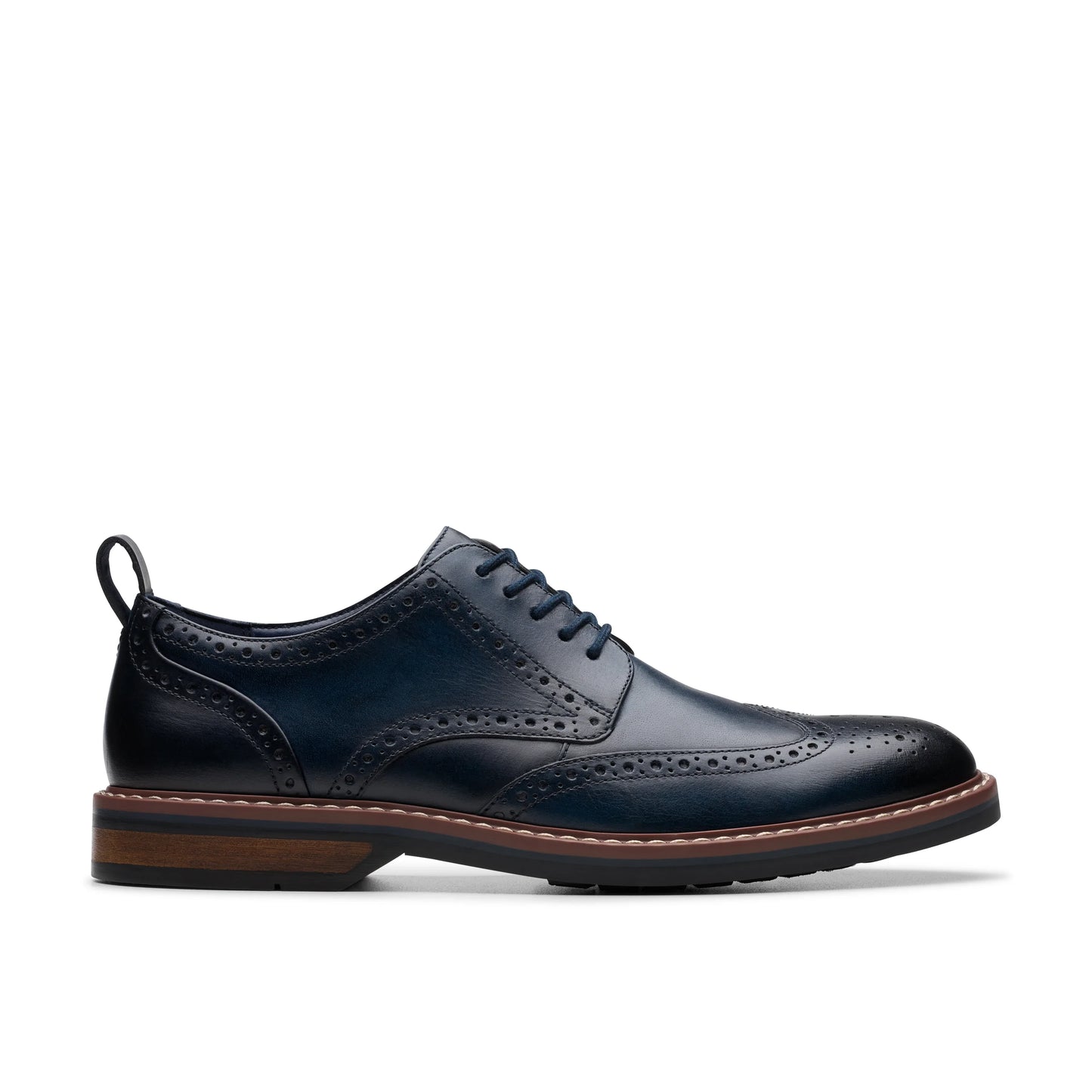 Zapatos casual para hombre de la marca clarks modelo aldwin limit navy leather en color azul