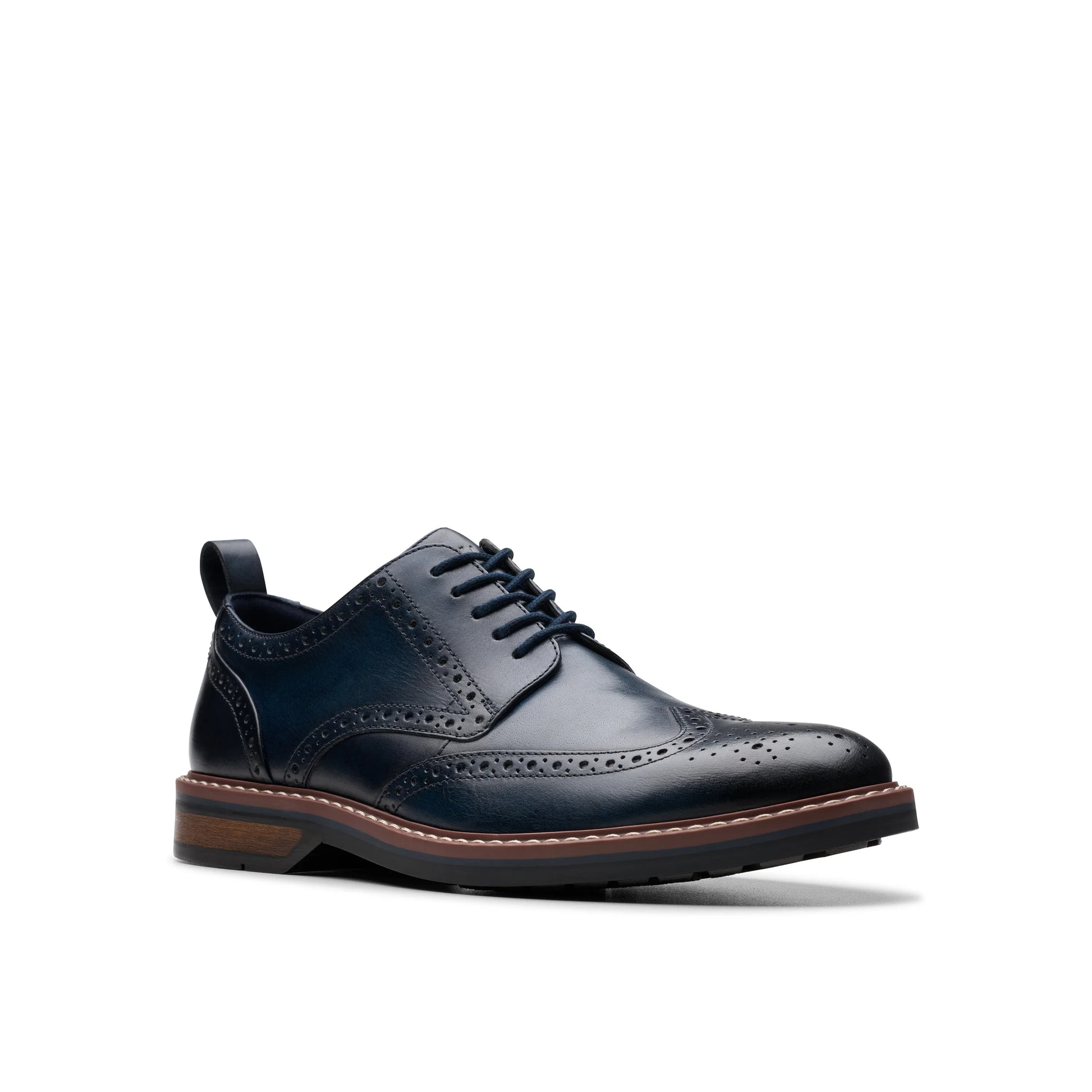 Zapatos casual para hombre de la marca clarks modelo aldwin limit navy leather en color azul