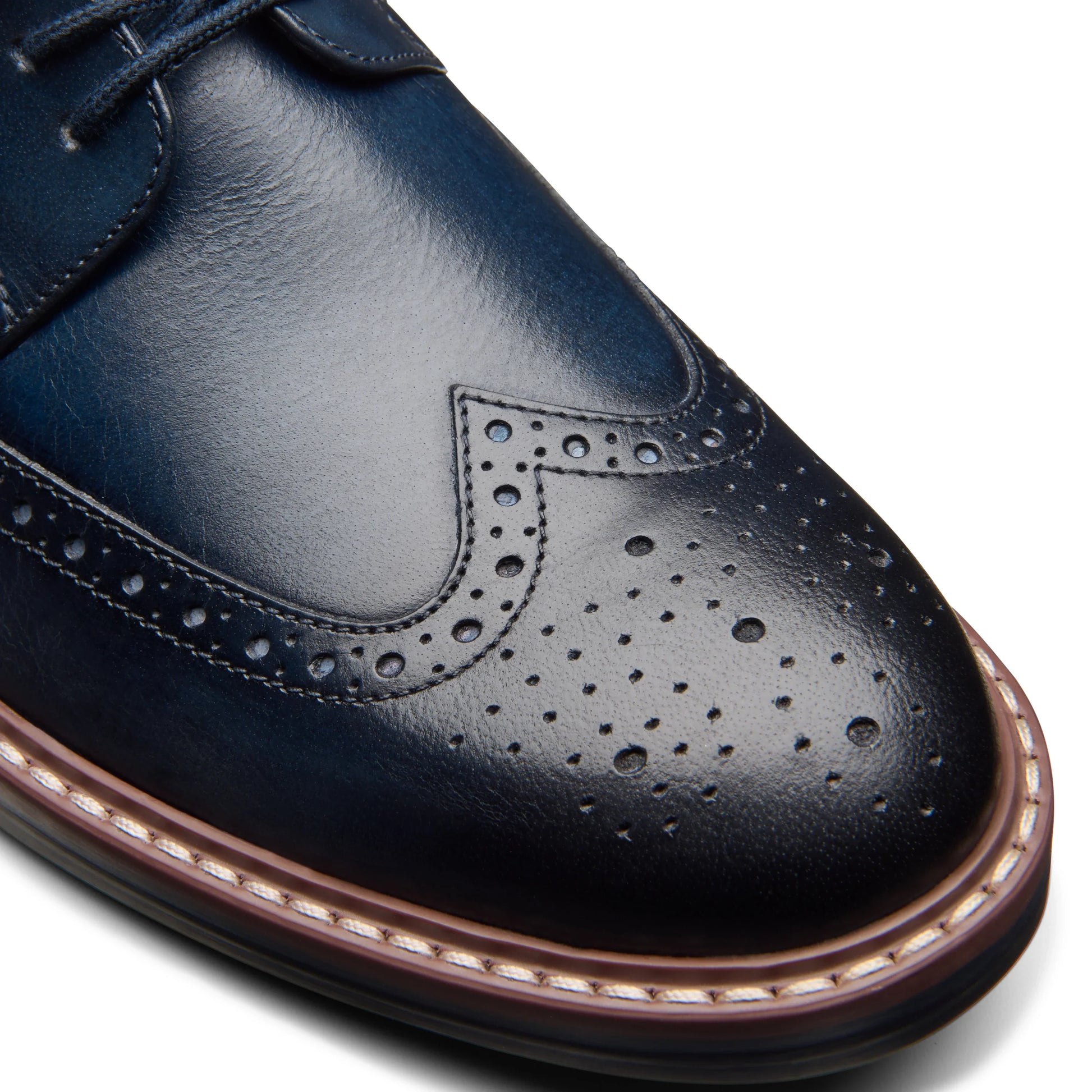 Zapatos casual para hombre de la marca clarks modelo aldwin limit navy leather en color azul