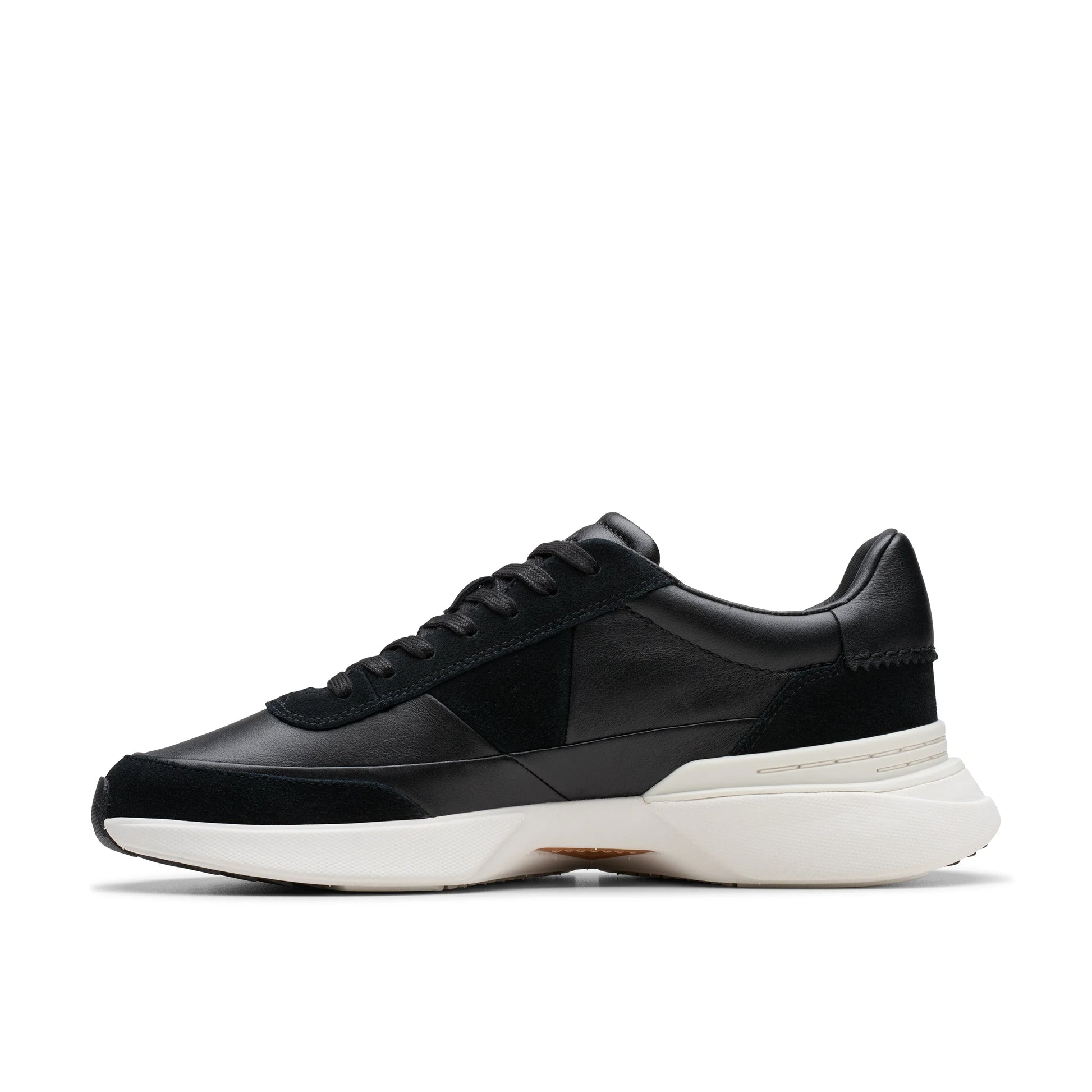 Zapatillas deportivas para hombre de la marca clarks modelo craft pace black leather en color negro