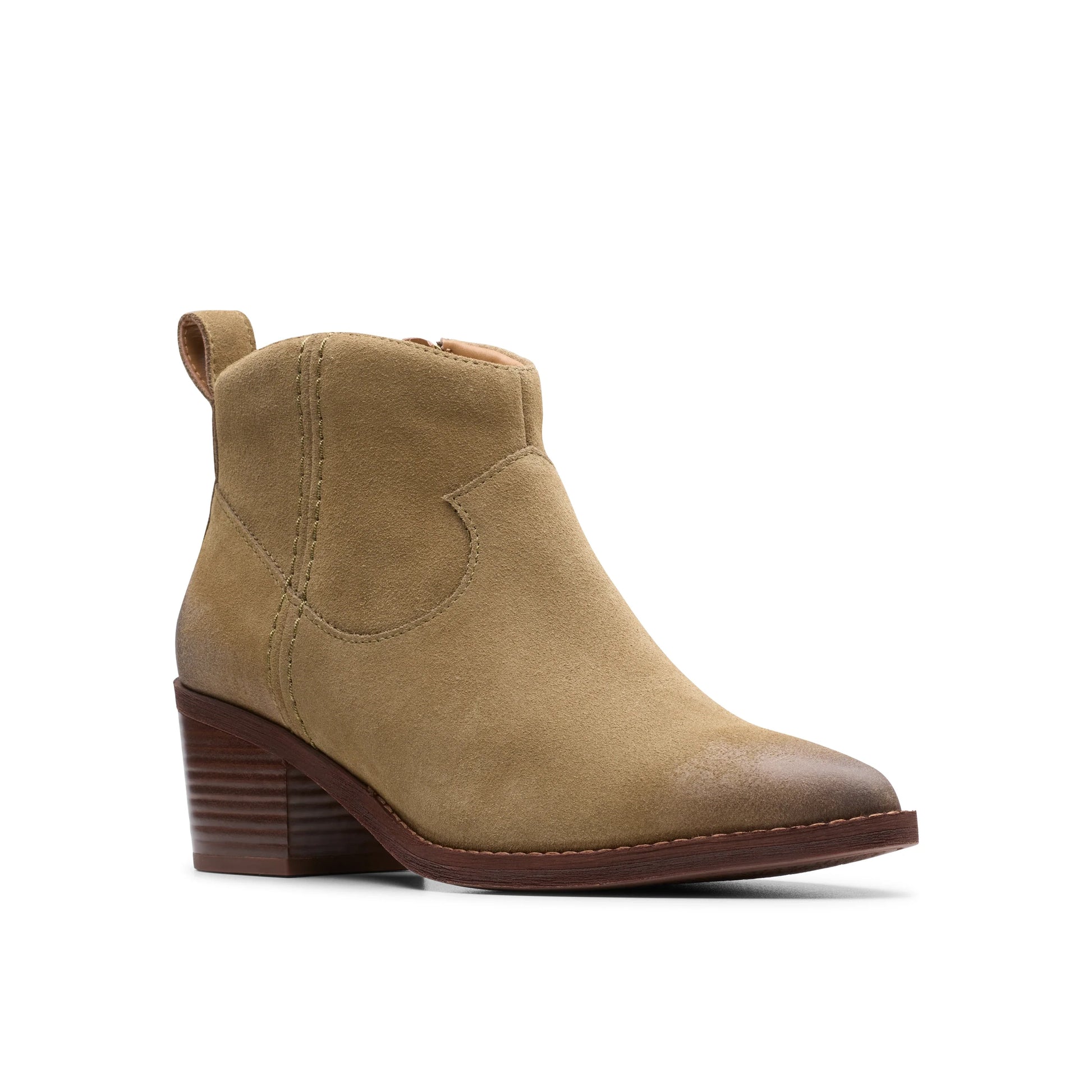 Botas para mujer de la marca clarks modelo morzine sky dark sand suede en color beige