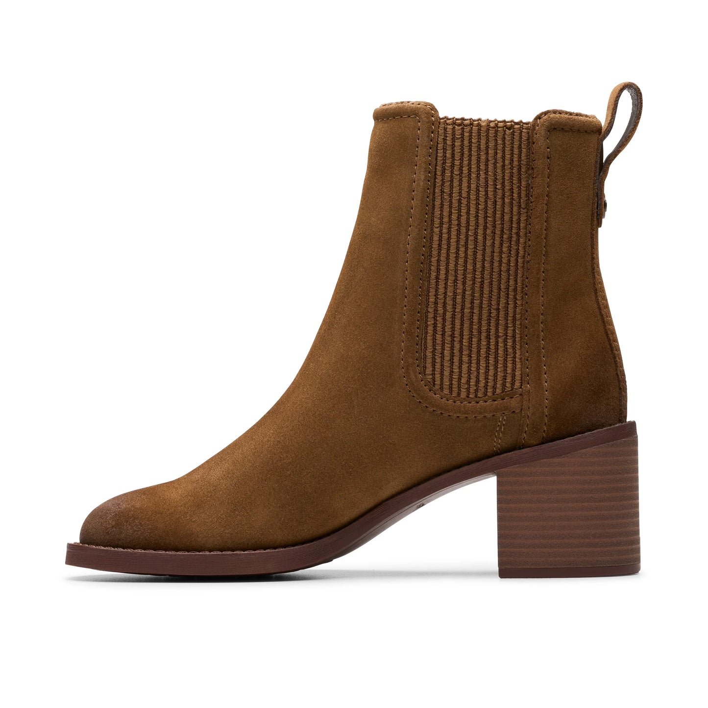 Botas para mujer de la marca clarks modelo chamberly top walnut suede en color marrón