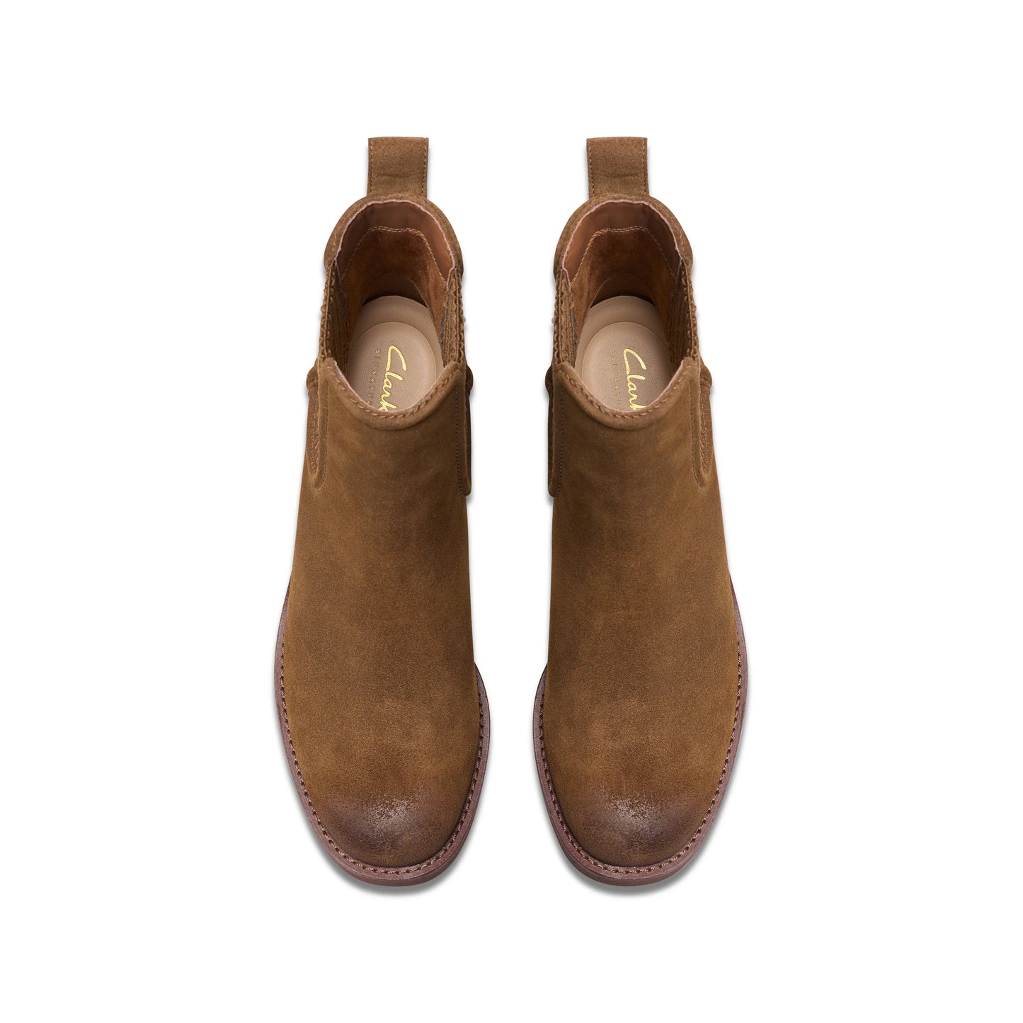 Botas para mujer de la marca clarks modelo chamberly top walnut suede en color marrón