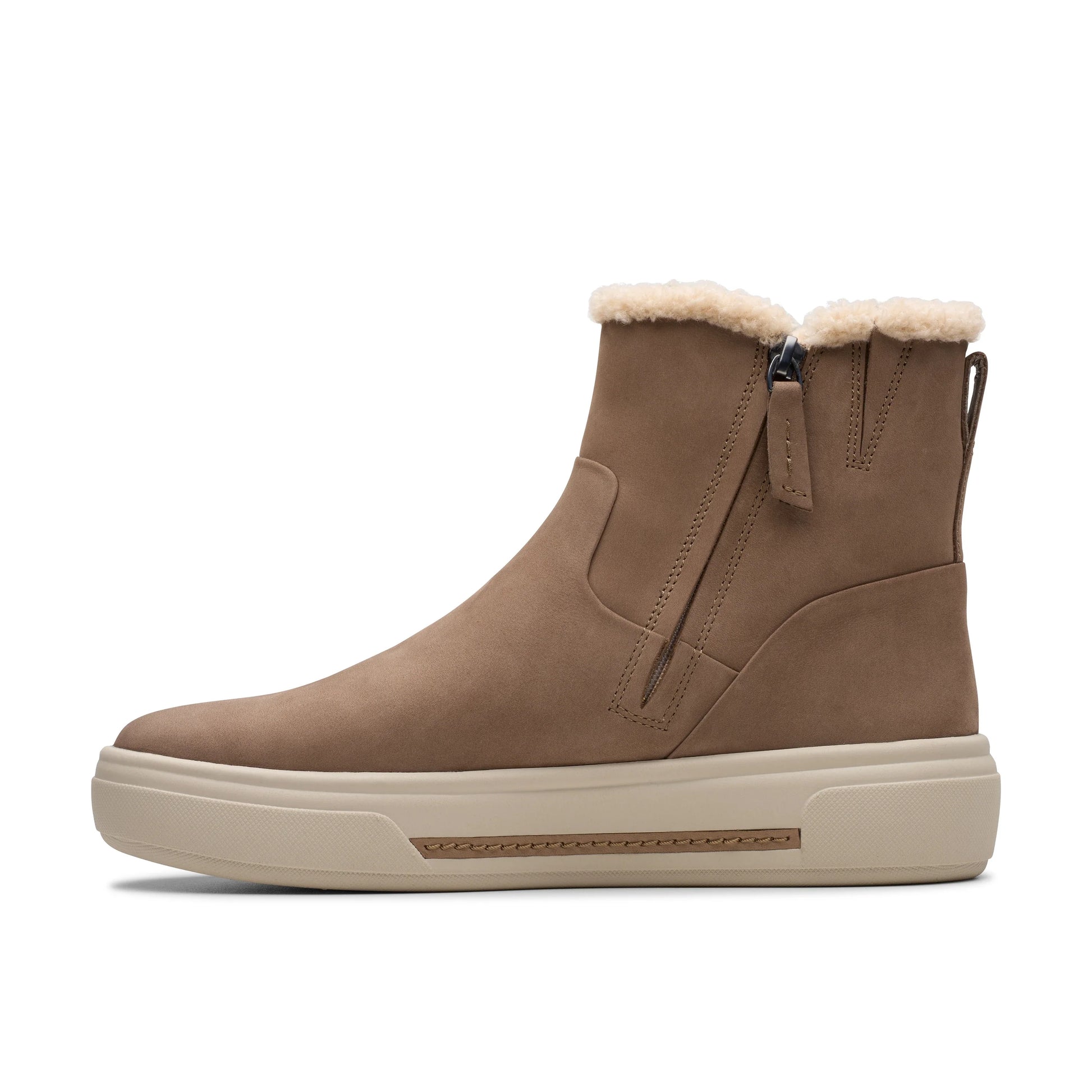 Botas para mujer de la marca clarks modelo hollyhock lane pebble wlined en color beige