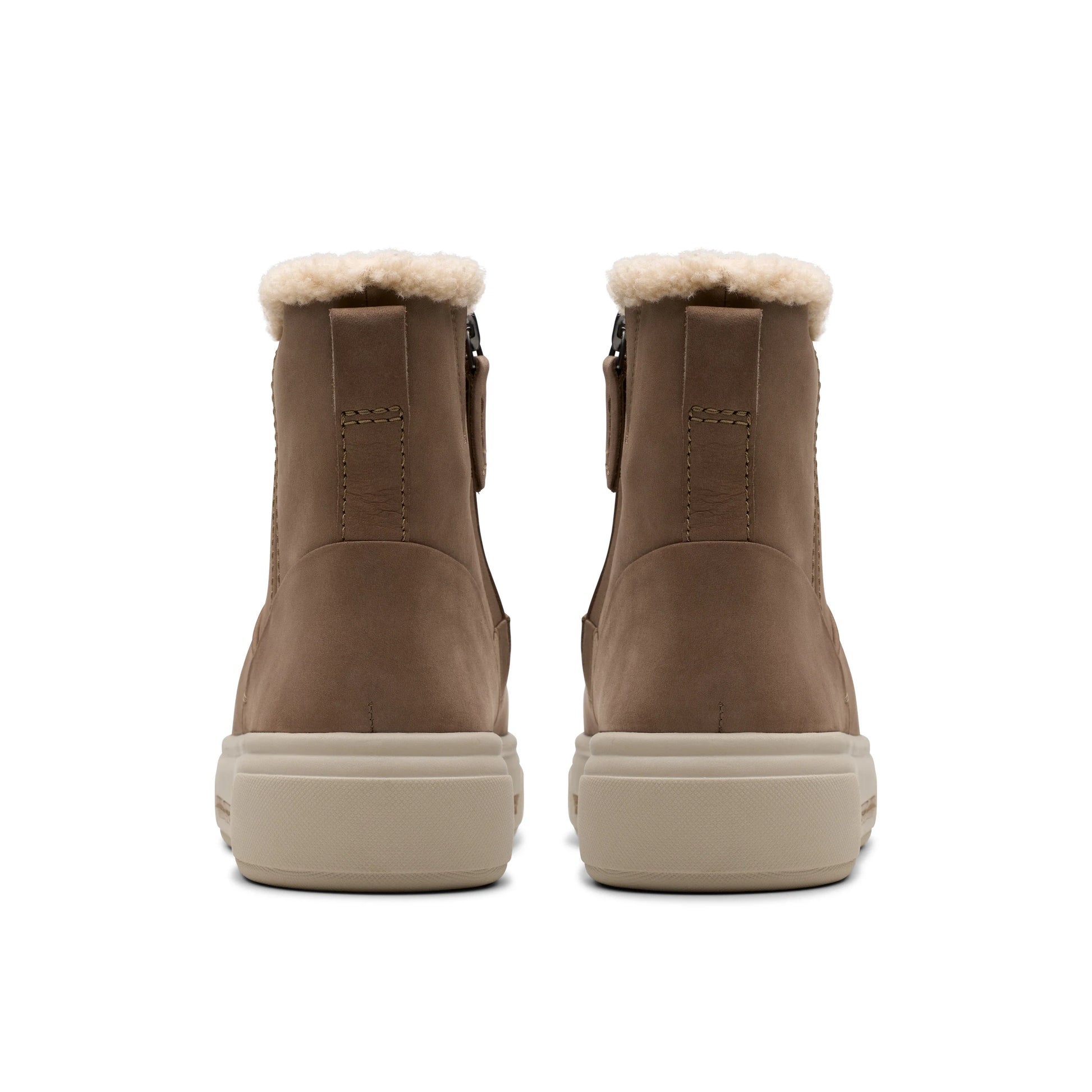 Botas para mujer de la marca clarks modelo hollyhock lane pebble wlined en color beige