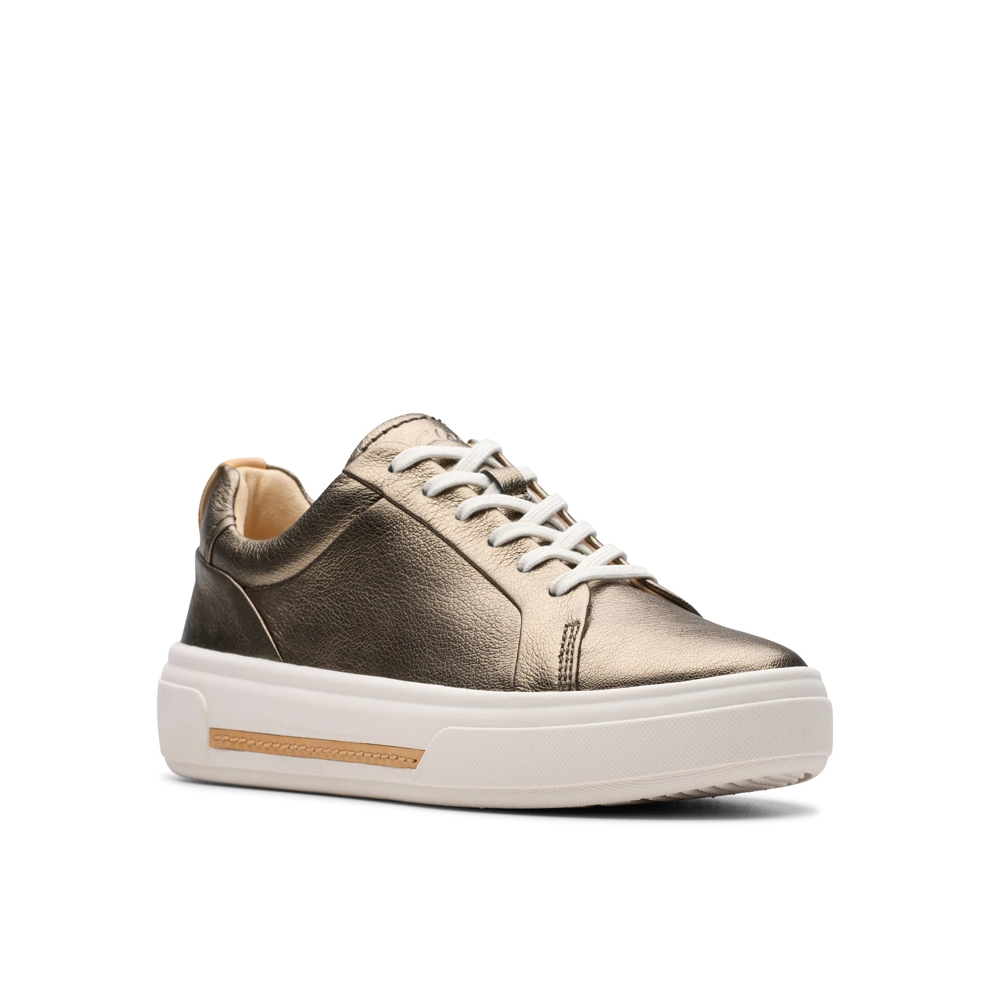 Zapatillas deportivas para mujer de la marca clarks modelo hollyhock walk metallic en color plateado