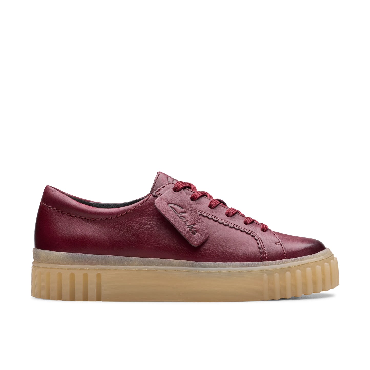 Zapatos casual para mujer de la marca clarks modelo mayhill walk burgundy leather en color rojo