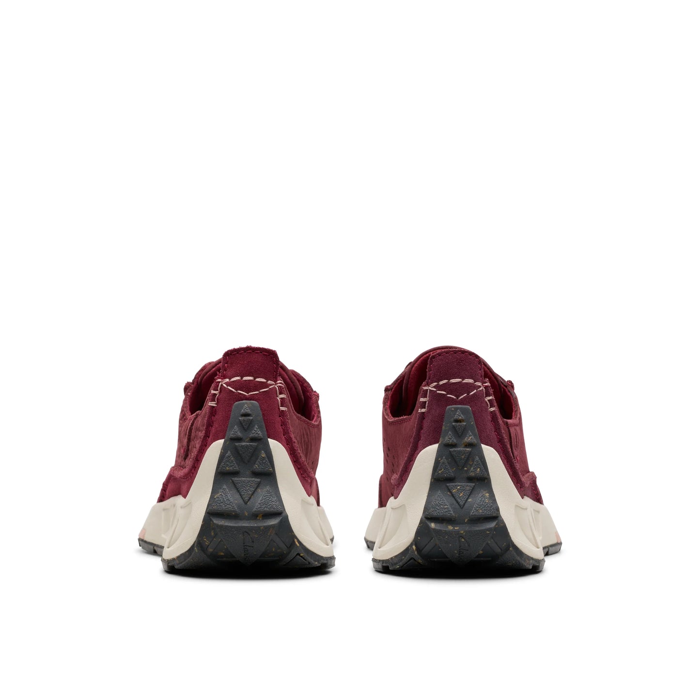 Zapatillas deportivas para mujer de la marca clarks modelo craft speed. burgundy nubuck en color rojo