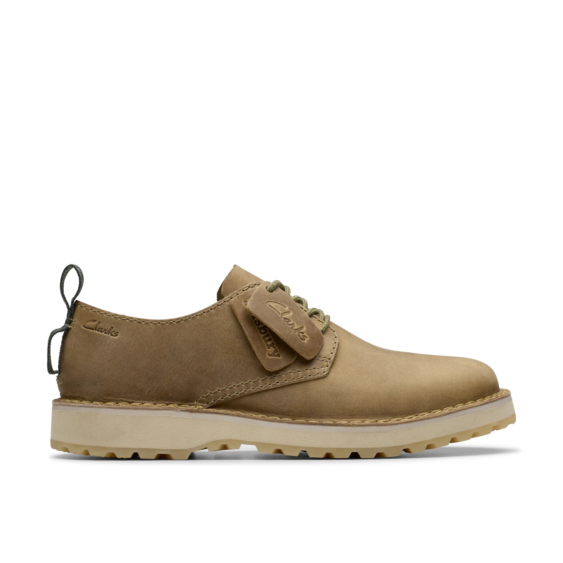 Zapatos casual para hombre de la marca clarks modelo solsbury lace dark sand lea en color beige