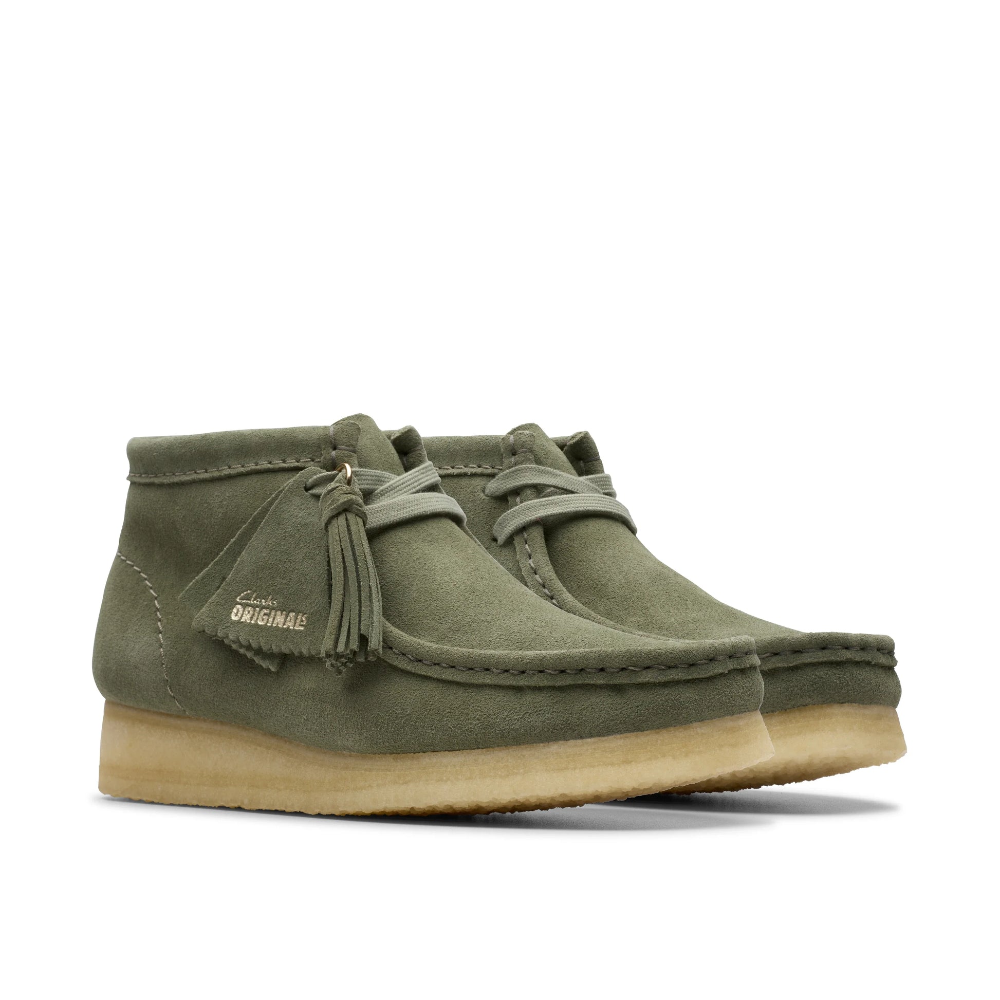 Botas para mujer de la marca clarks modelo wallabee boot. khaki/green sde en color caqui