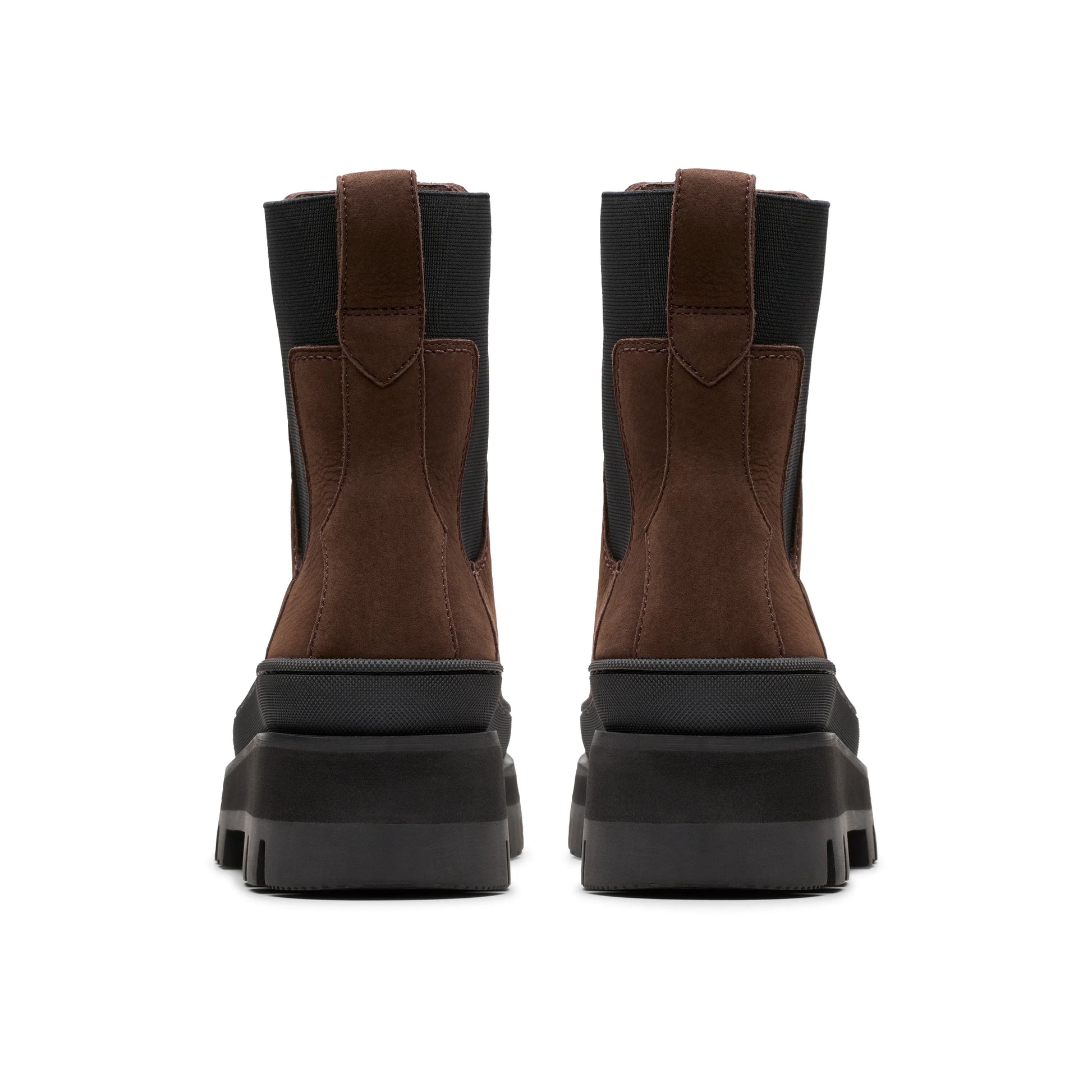 Botas para mujer de la marca clarks modelo orianna2 top dark brown nub en color marrón