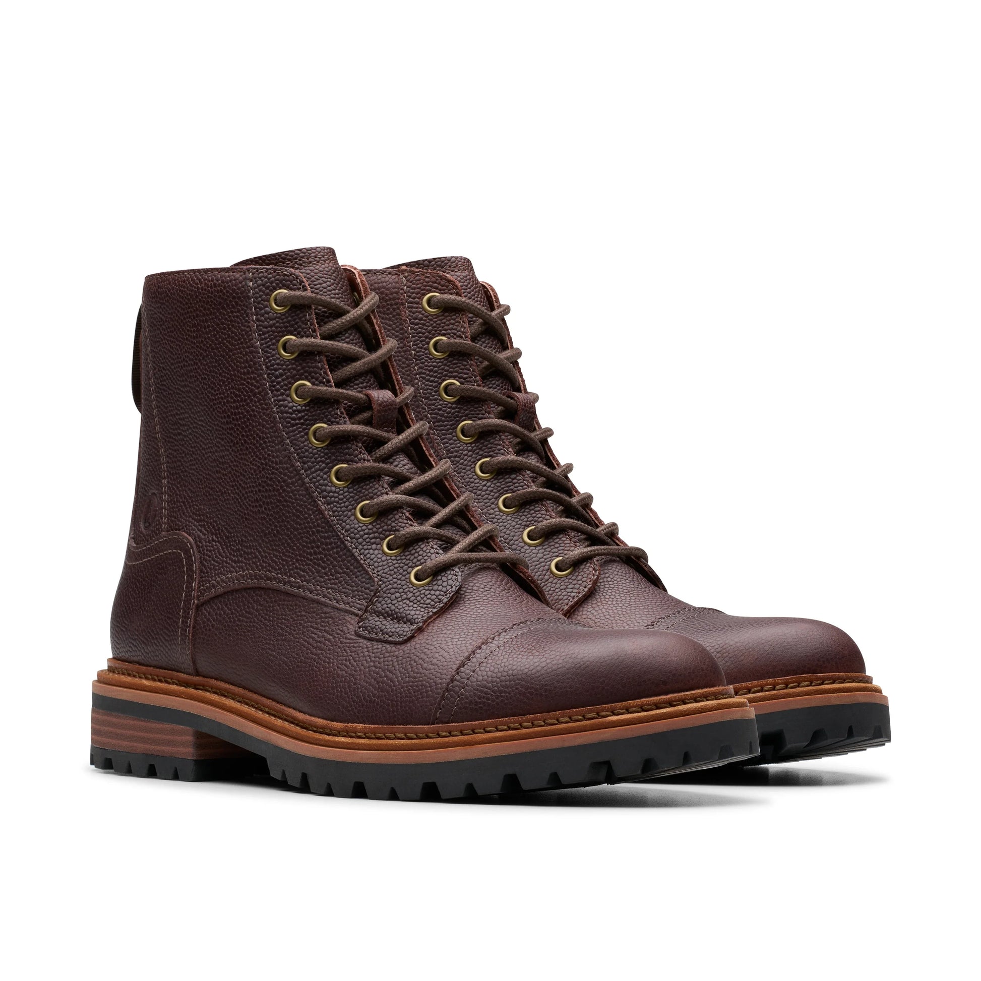 Botas para hombre de la marca clarks modelo clarkridge hi brn scotch grain en color marrón