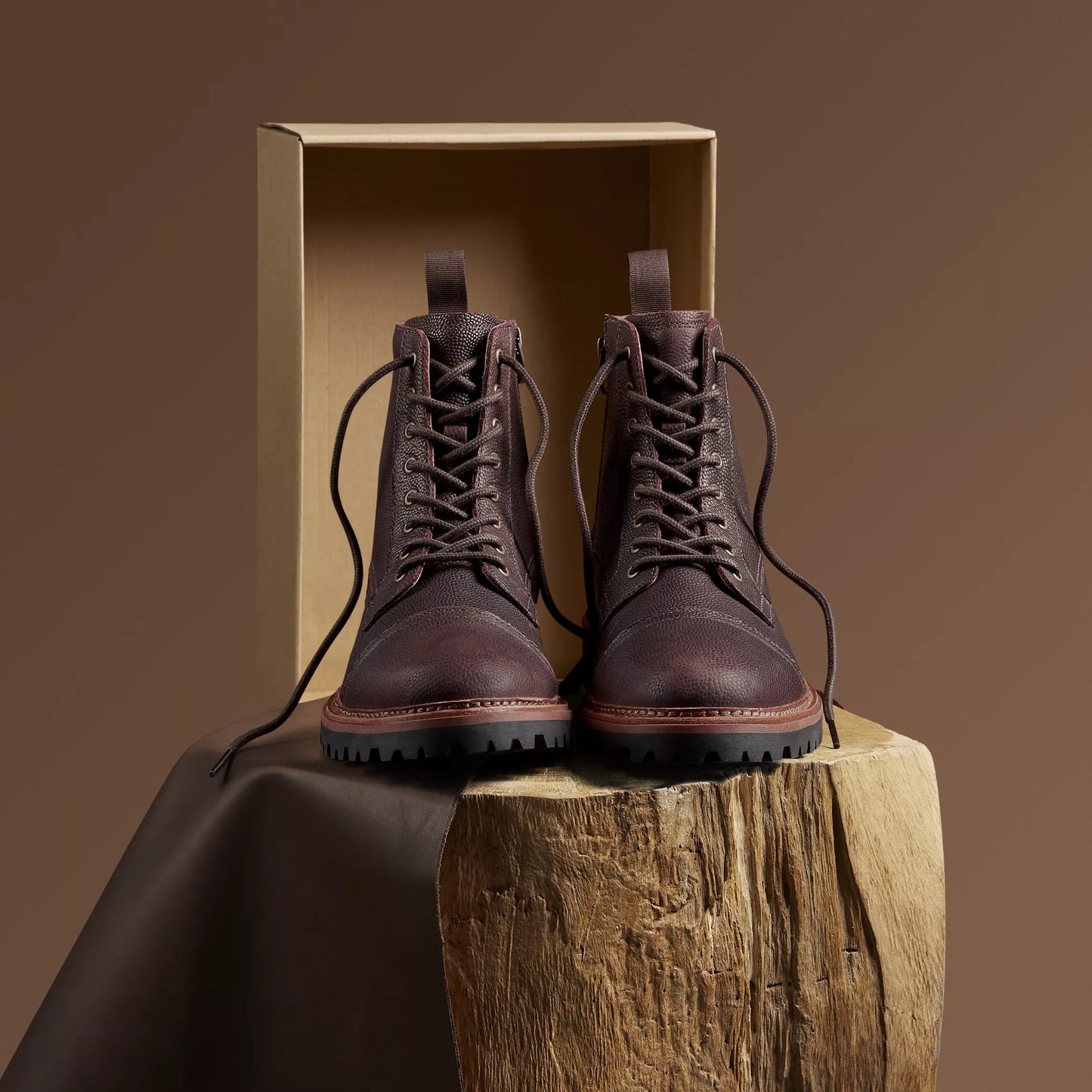 CLARKS | MEN'S BOOTS | CLARKRIDGE HI BROWN SCOTCH GRAIN | BROWN