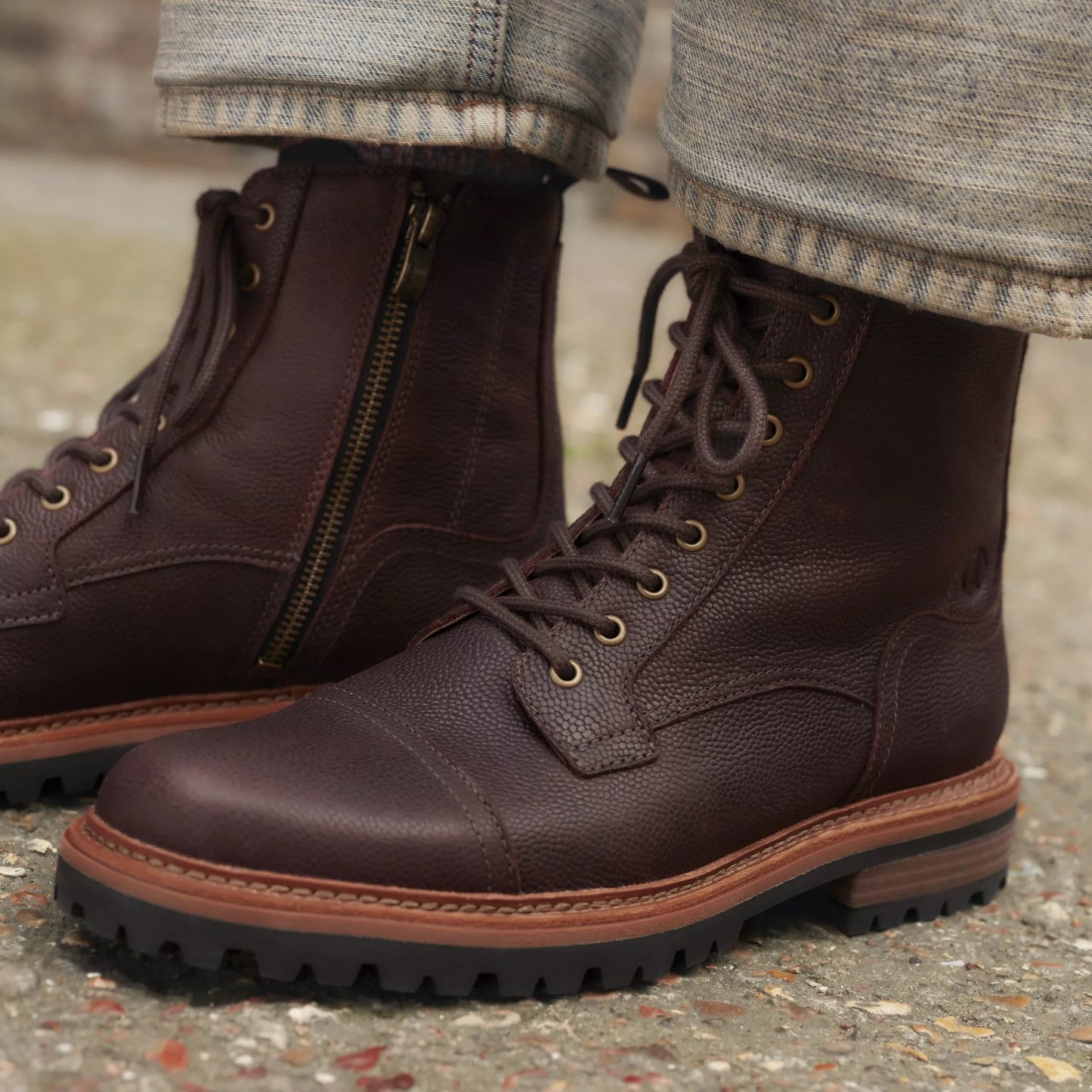 CLARKS | MEN'S BOOTS | CLARKRIDGE HI BROWN SCOTCH GRAIN | BROWN