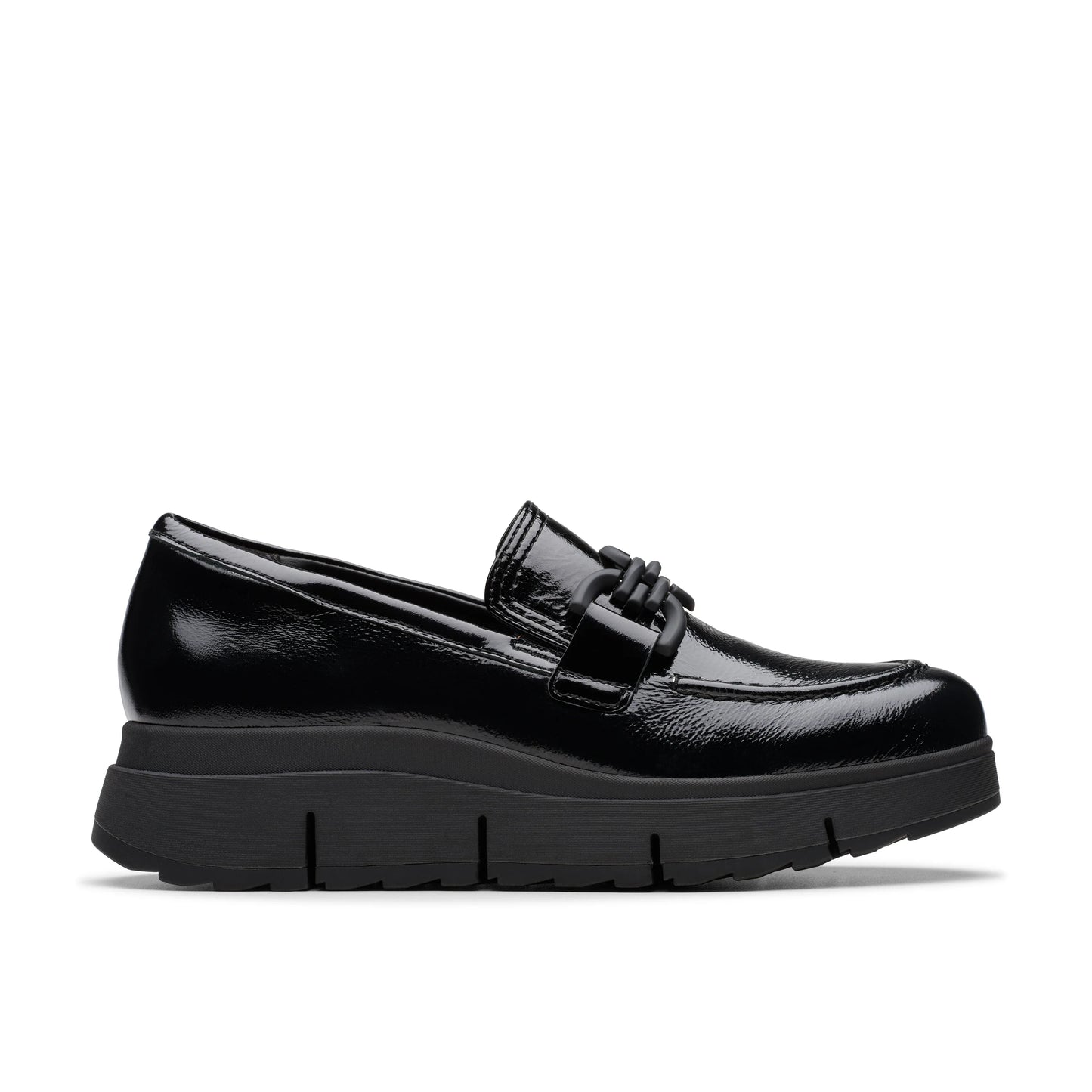 Zapatos casual para mujer de la marca clarks modelo loriini izzy black pat en color negro