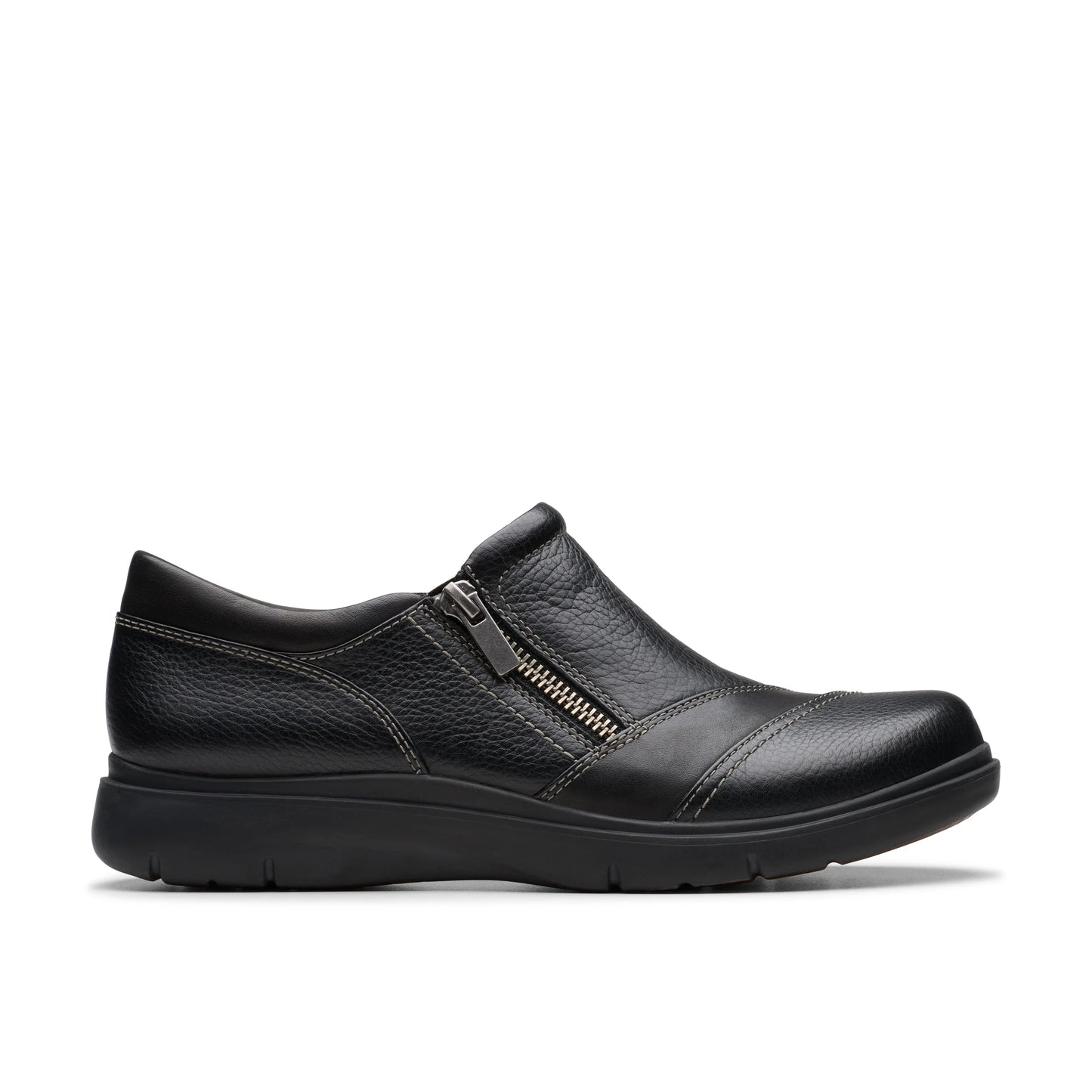 Zapatos casual para mujer de la marca clarks modelo certina pure black leather en color negro