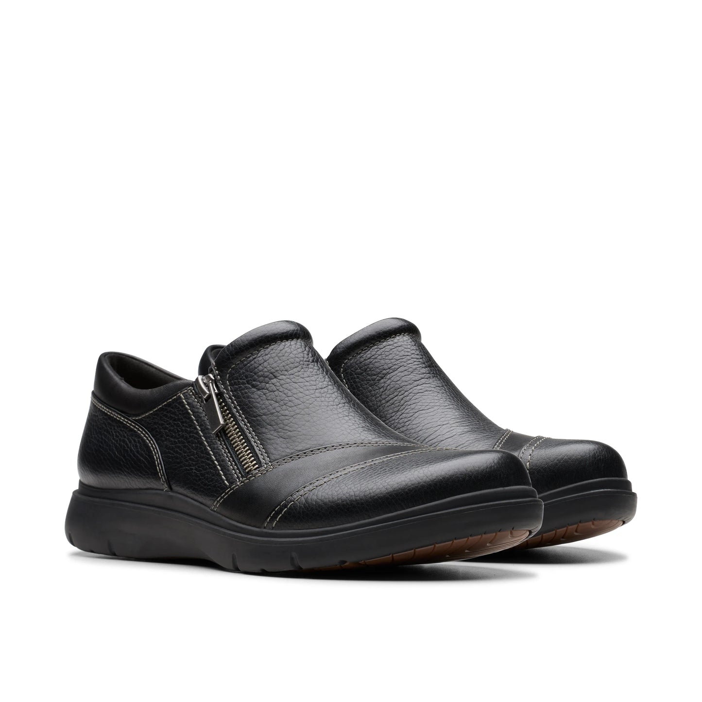 Zapatos casual para mujer de la marca clarks modelo certina pure black leather en color negro