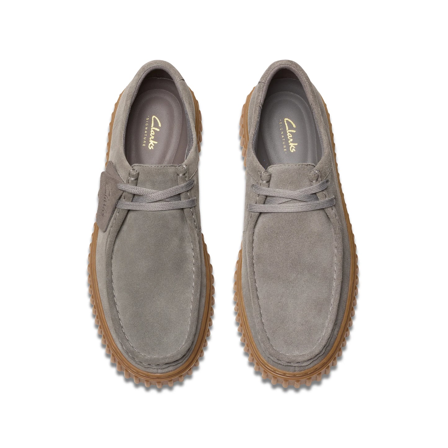 Zapatos casual para hombre de la marca clarks modelo torhill lo grey suede en color gris