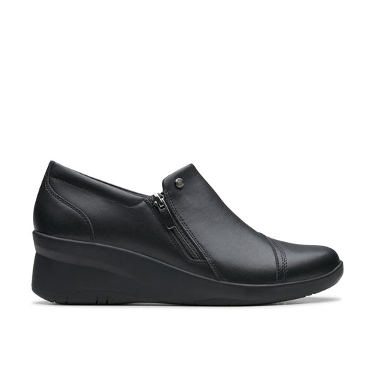 Zapatos casual para mujer de la marca clarks modelo suttyn zip black leather en color negro