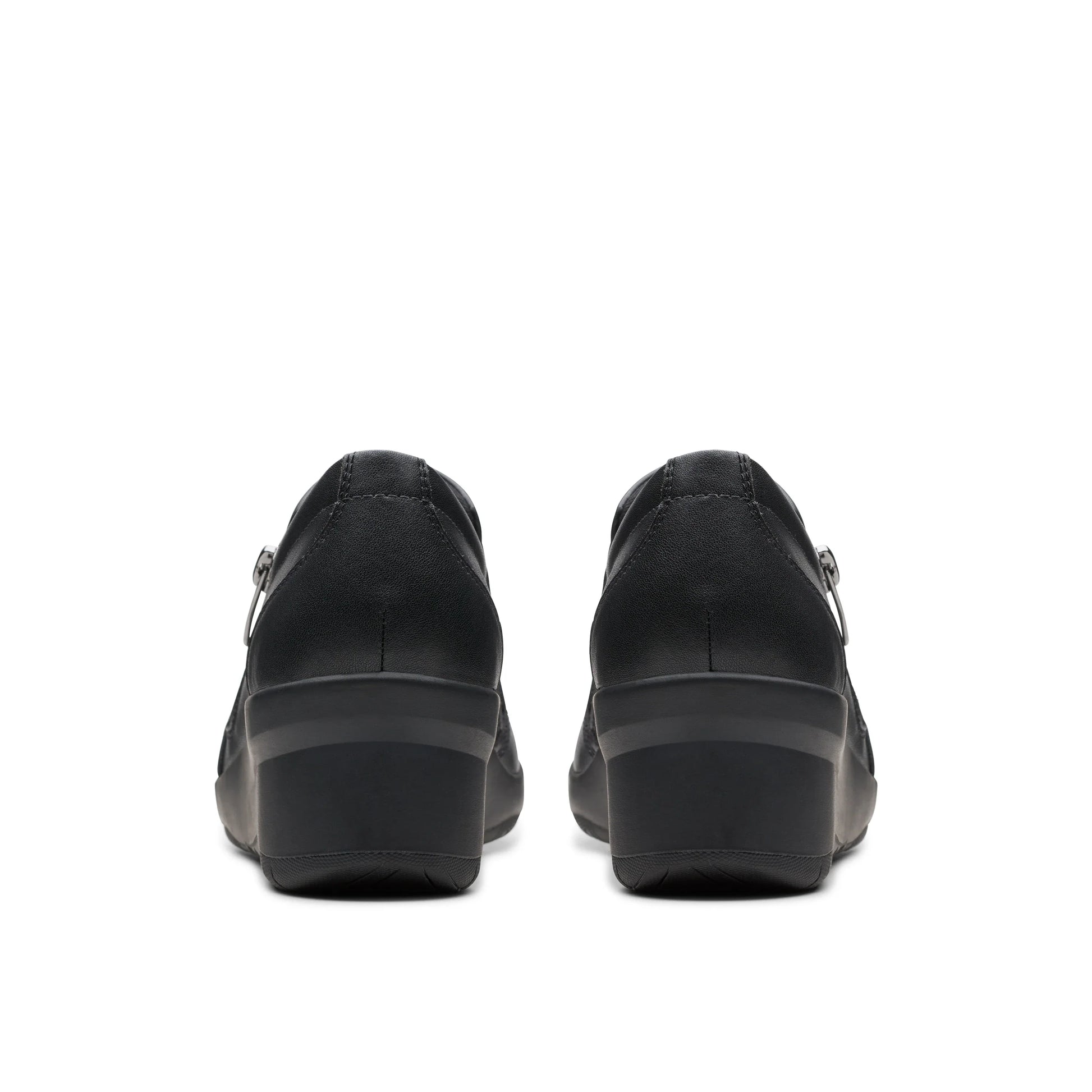 Zapatos casual para mujer de la marca clarks modelo suttyn zip black leather en color negro