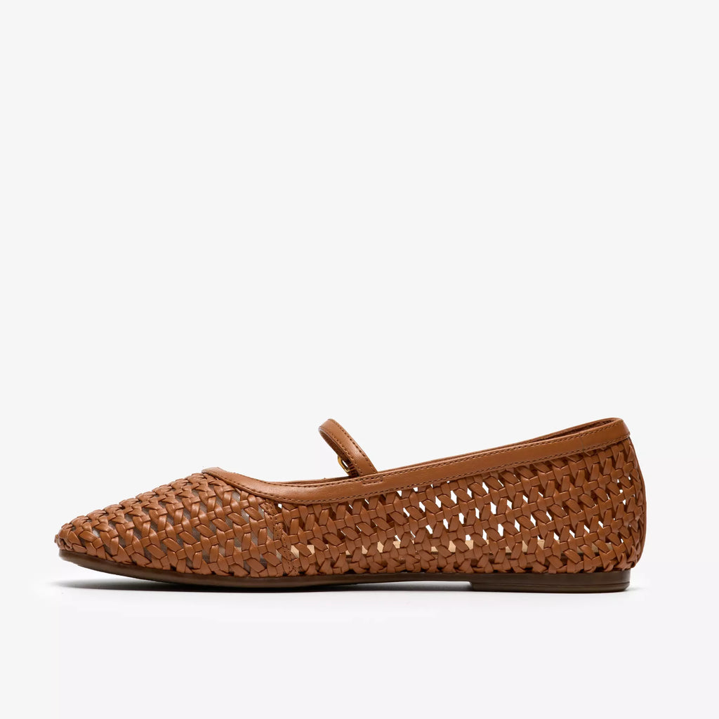 CLARKS Livia SKY TAN Weave: ブラウン バレエシューズ レディース