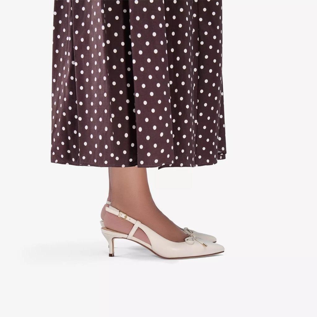 CLARKS Zarey BOW Cream Leather: beige sko til kvinder