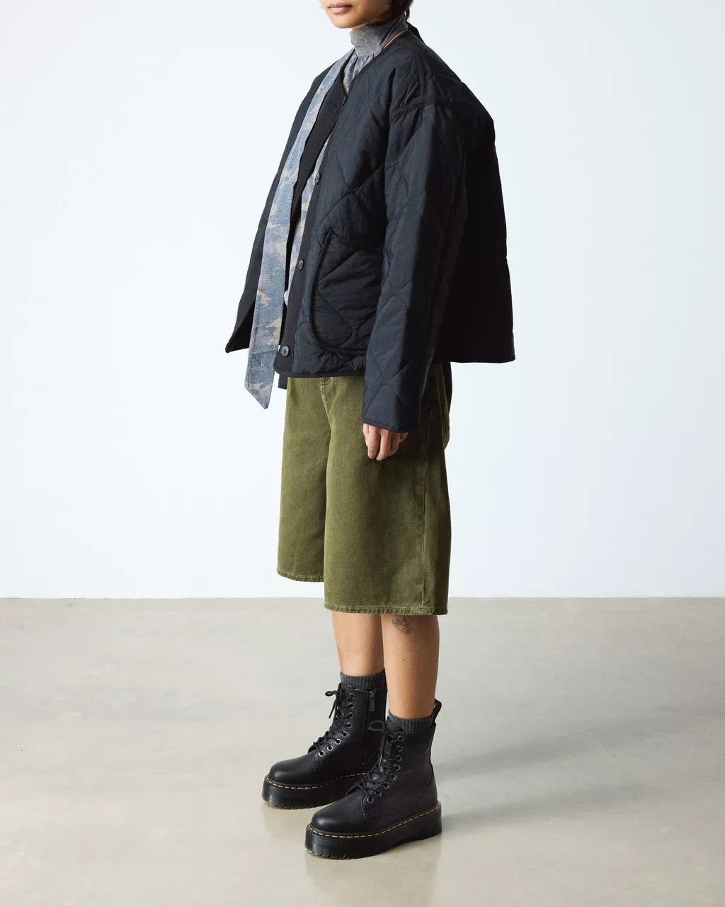 DR. MARTENS | BOTINS | DONA | JADON III BLACK PISSA | NEGRE