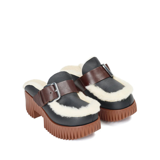 4CCCCEES | MULES Y ZUECOS | MUJER | PLIA AMBER OREO | NEGRO