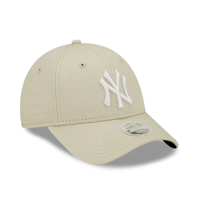 NEW ERA | GORRAS | UNISEX | WMNS LEAGUE ESS 9FORTY NEYYAN STNWHI BLANCO | BLANCO
