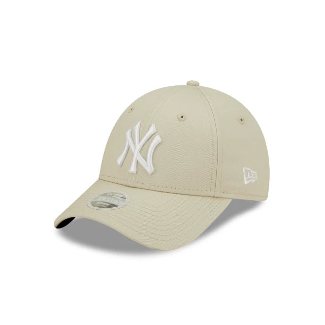 NEW ERA | GORRAS | UNISEX | WMNS LEAGUE ESS 9FORTY NEYYAN STNWHI BLANCO | BLANCO